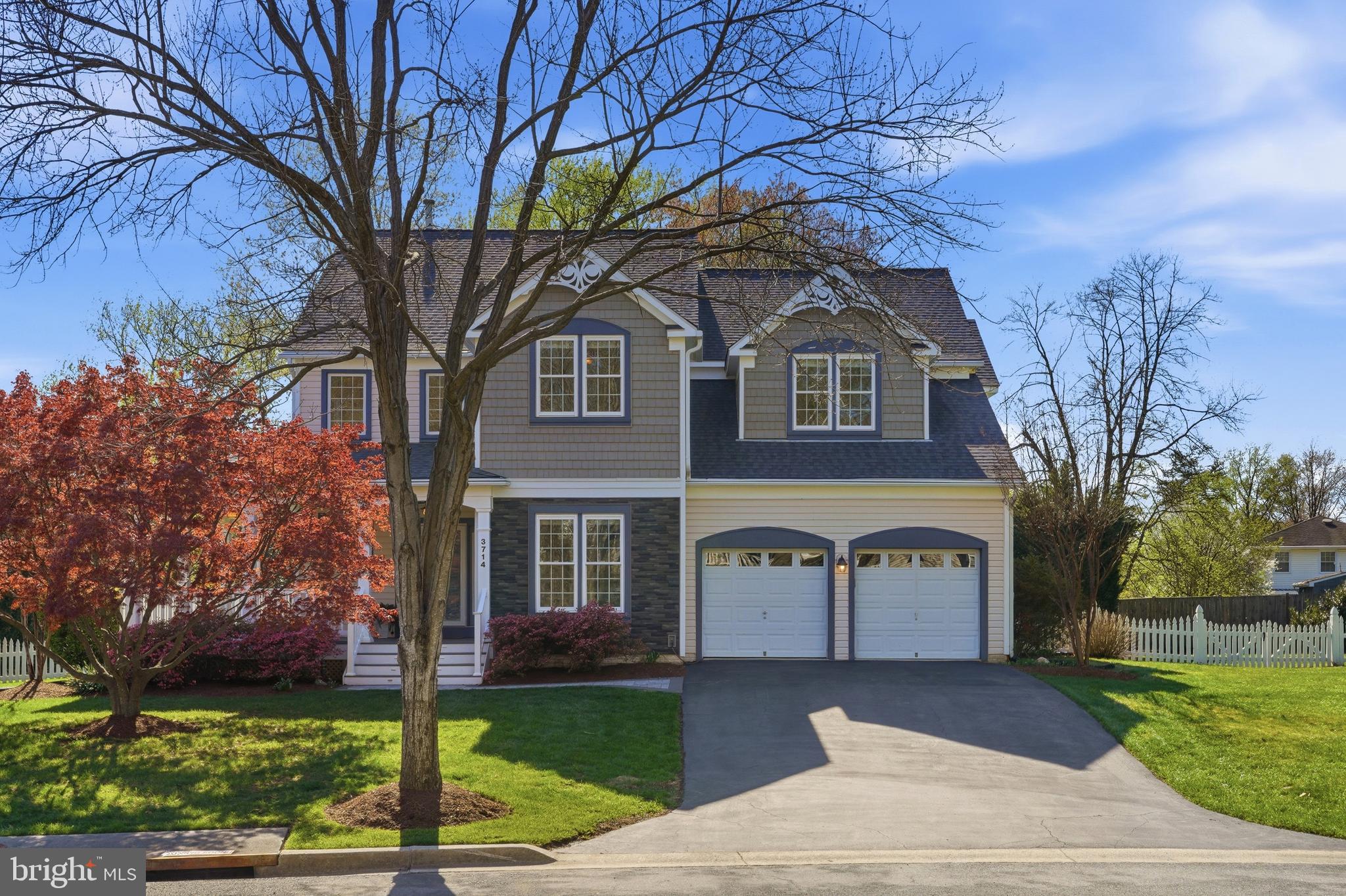 WILLIAMSBURG VILLAGE - Residential