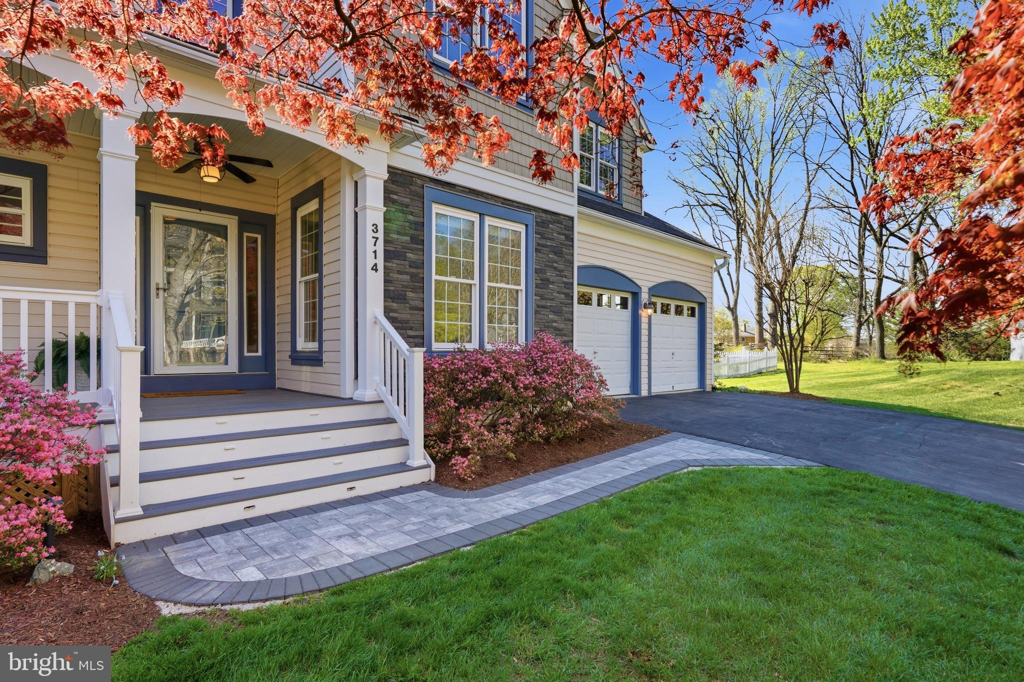 WILLIAMSBURG VILLAGE - Residential