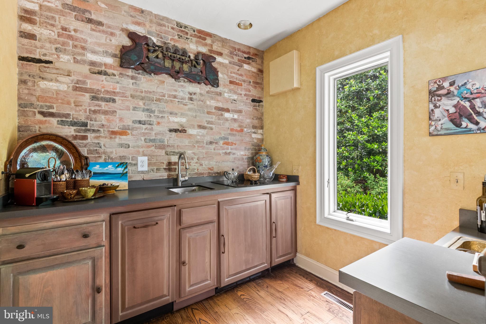 BURNING TREE ESTATES - Residential