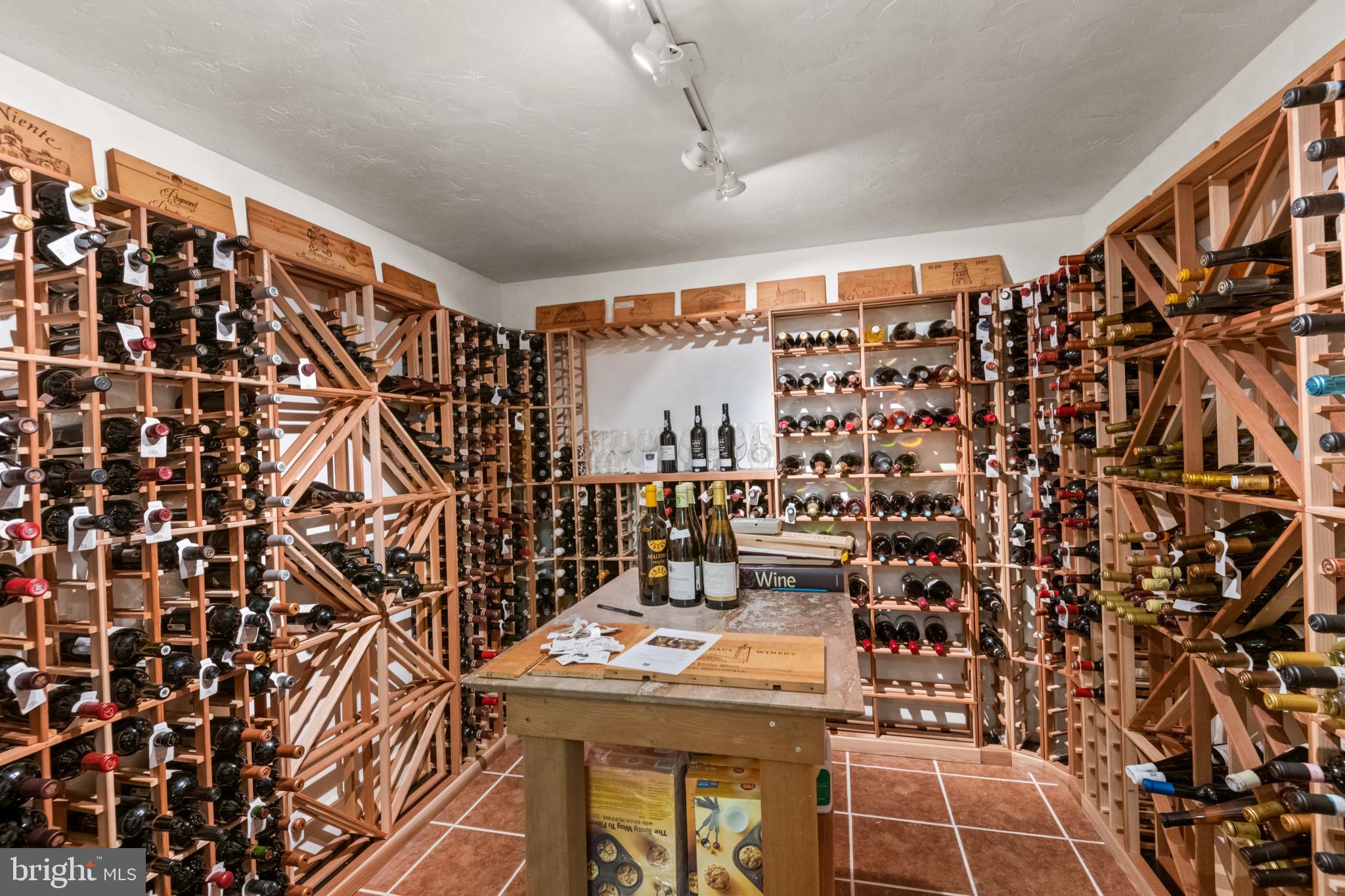 BURNING TREE ESTATES - Residential