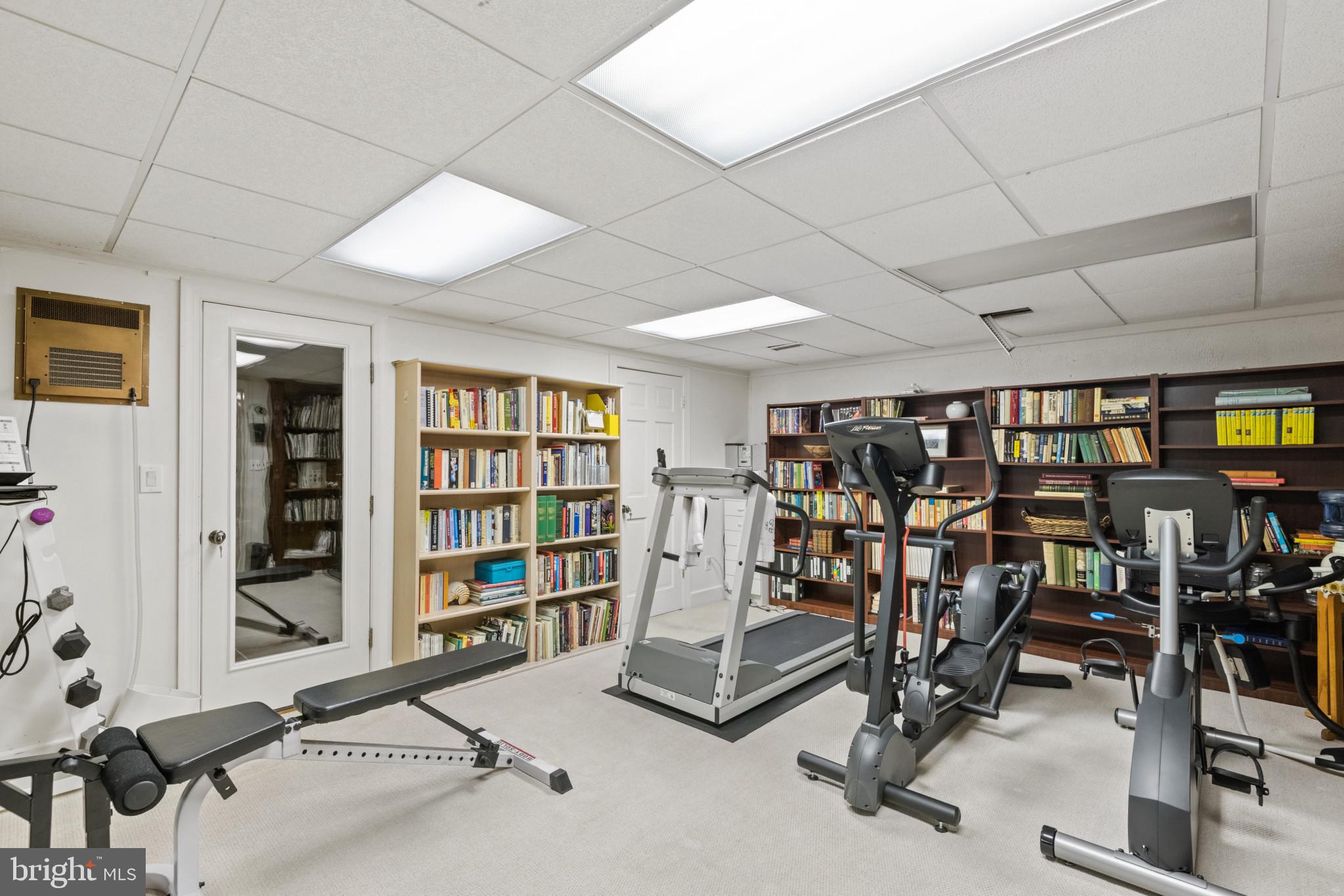 BURNING TREE ESTATES - Residential