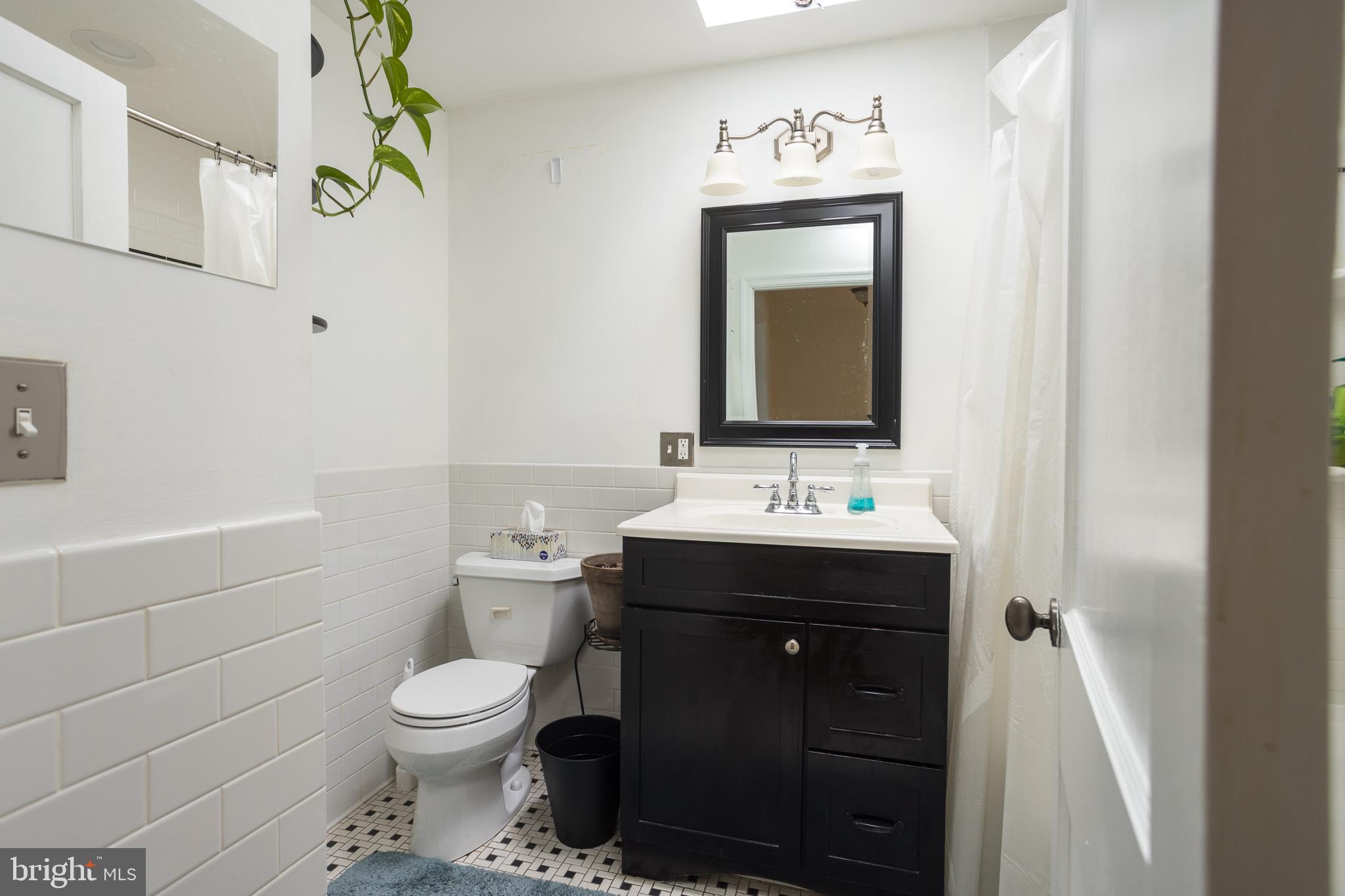 MEDFIELD - Residential Lease