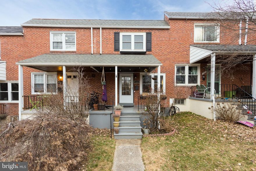 Rarely available, a recently renovated 2BR/2BA townhome in Medfield w/ off-street parking! 
Lovely hardwood floors throughout the first and second floors, and an updated kitchen with plenty of cabinet and counter space! Plus, a finished basement with a full bath. 

Don't miss your opportunity to live in one of Baltimore's most coveted zip codes! 

The tenant is to pay the application fee of $41.99 + tax.