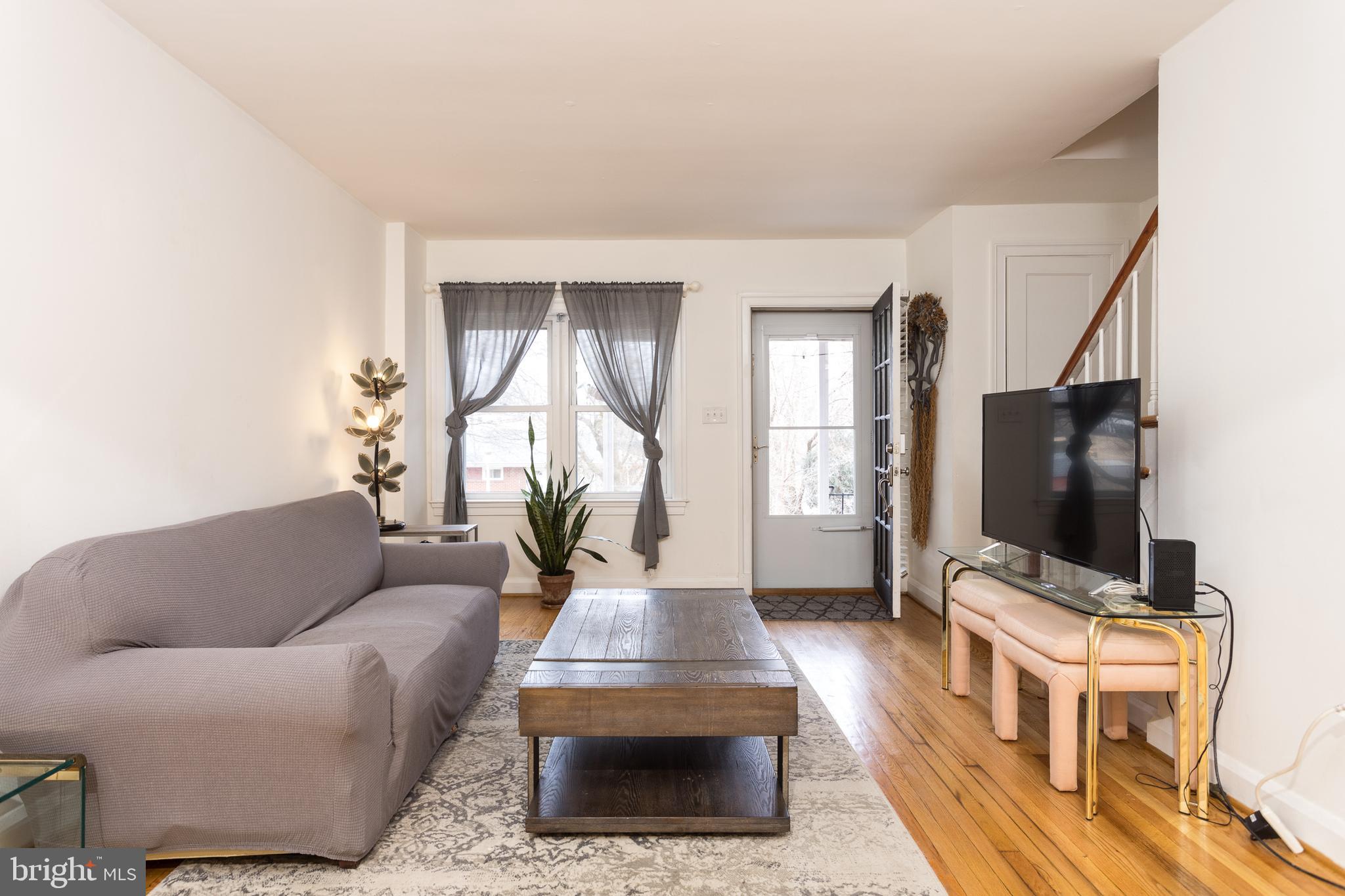 MEDFIELD - Residential Lease