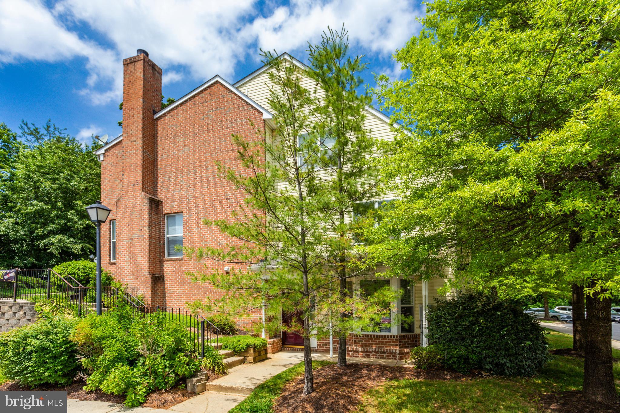 THE OAKS AT SIXTY FIFTH - Residential