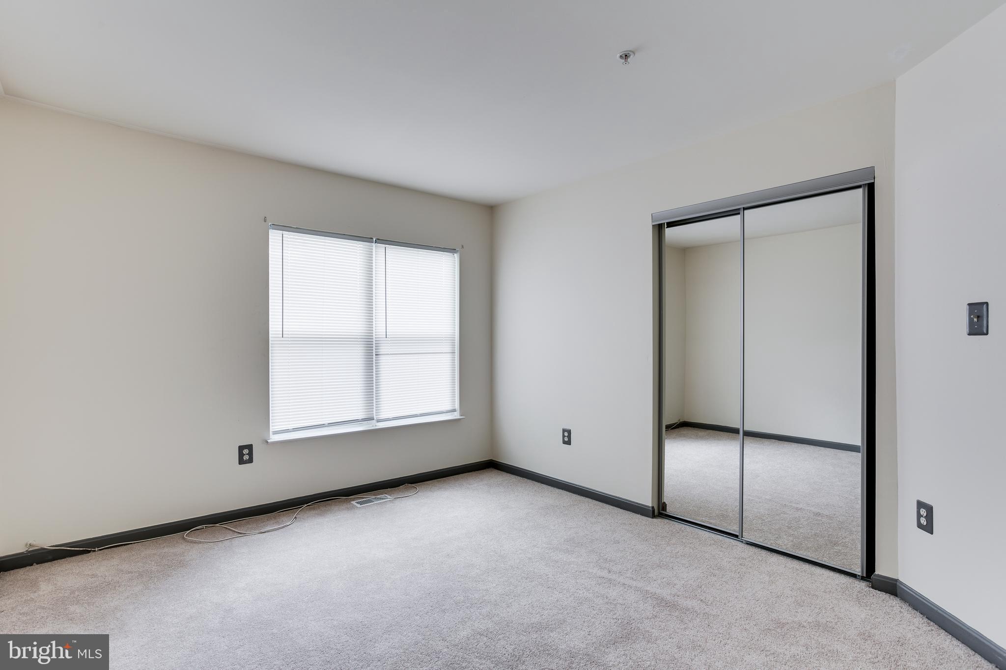 THE OAKS AT SIXTY FIFTH - Residential