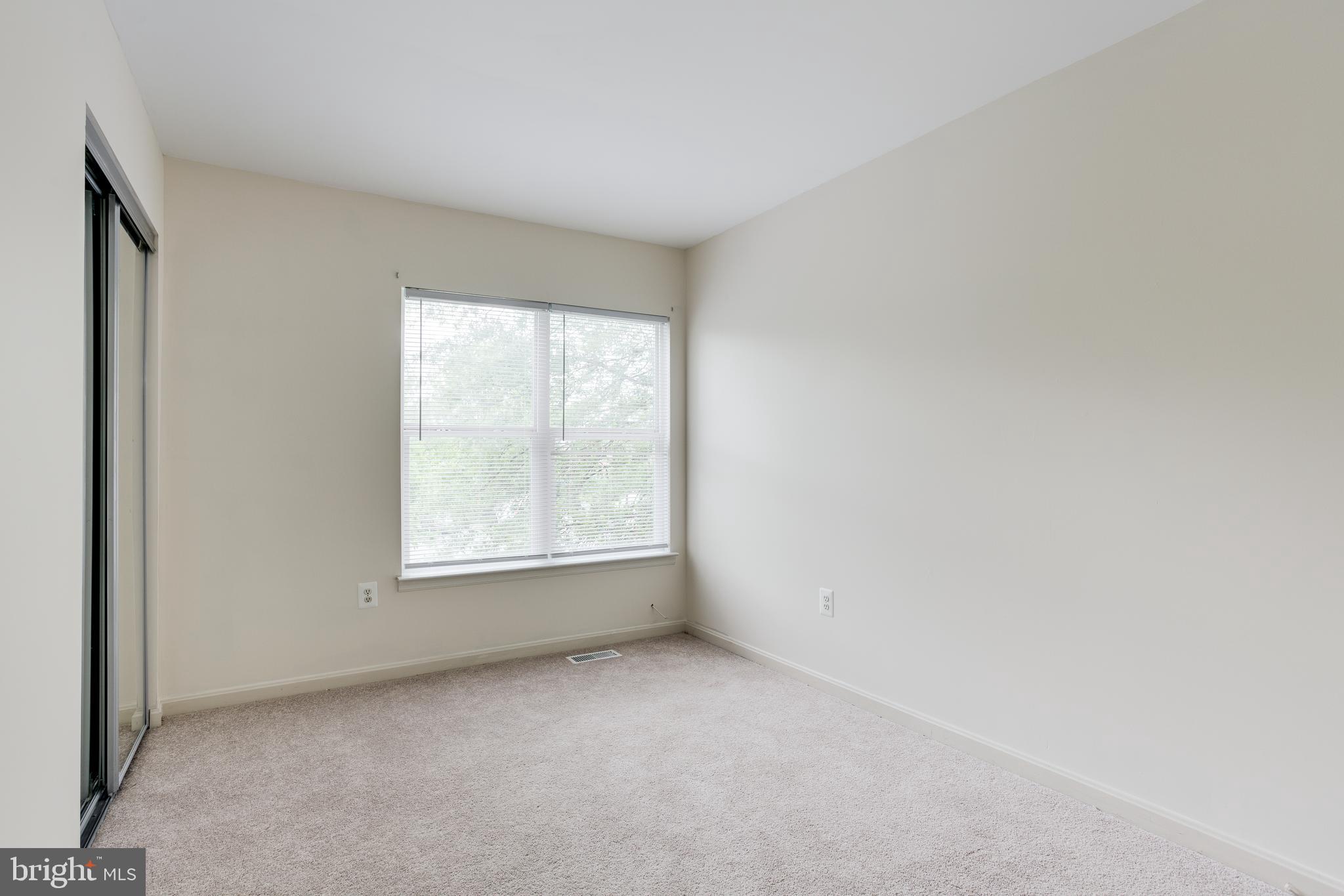 THE OAKS AT SIXTY FIFTH - Residential