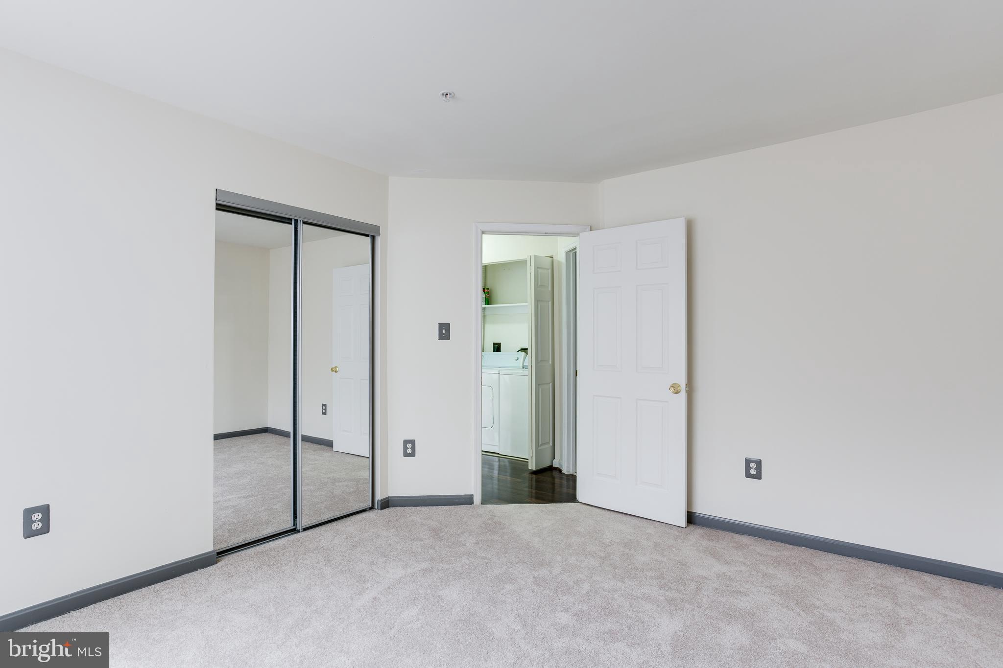 THE OAKS AT SIXTY FIFTH - Residential