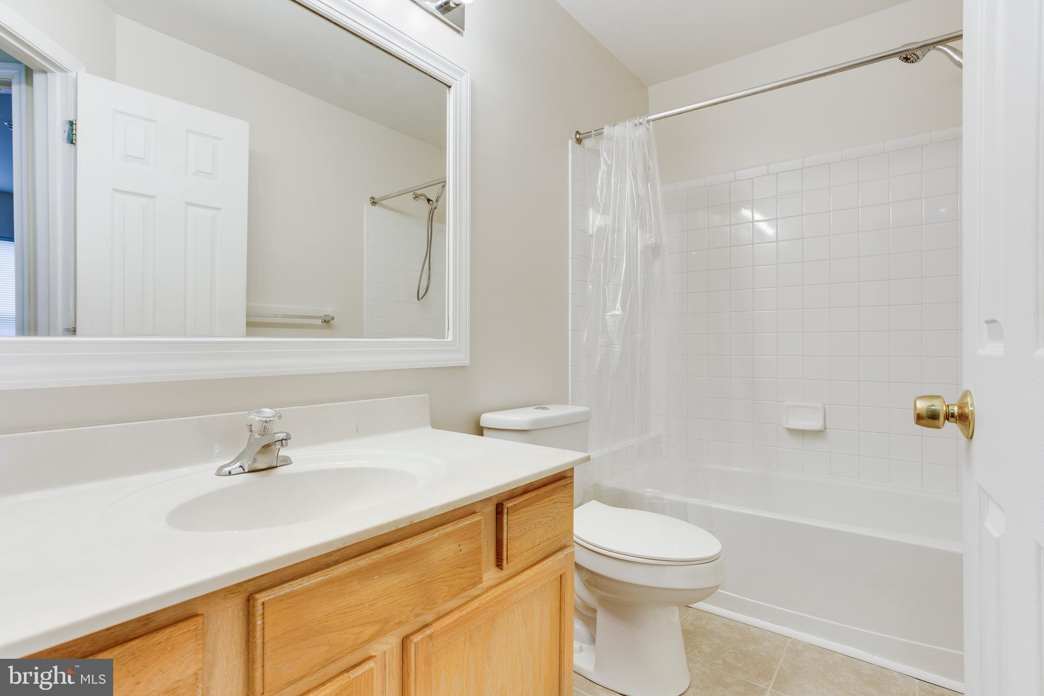 THE OAKS AT SIXTY FIFTH - Residential