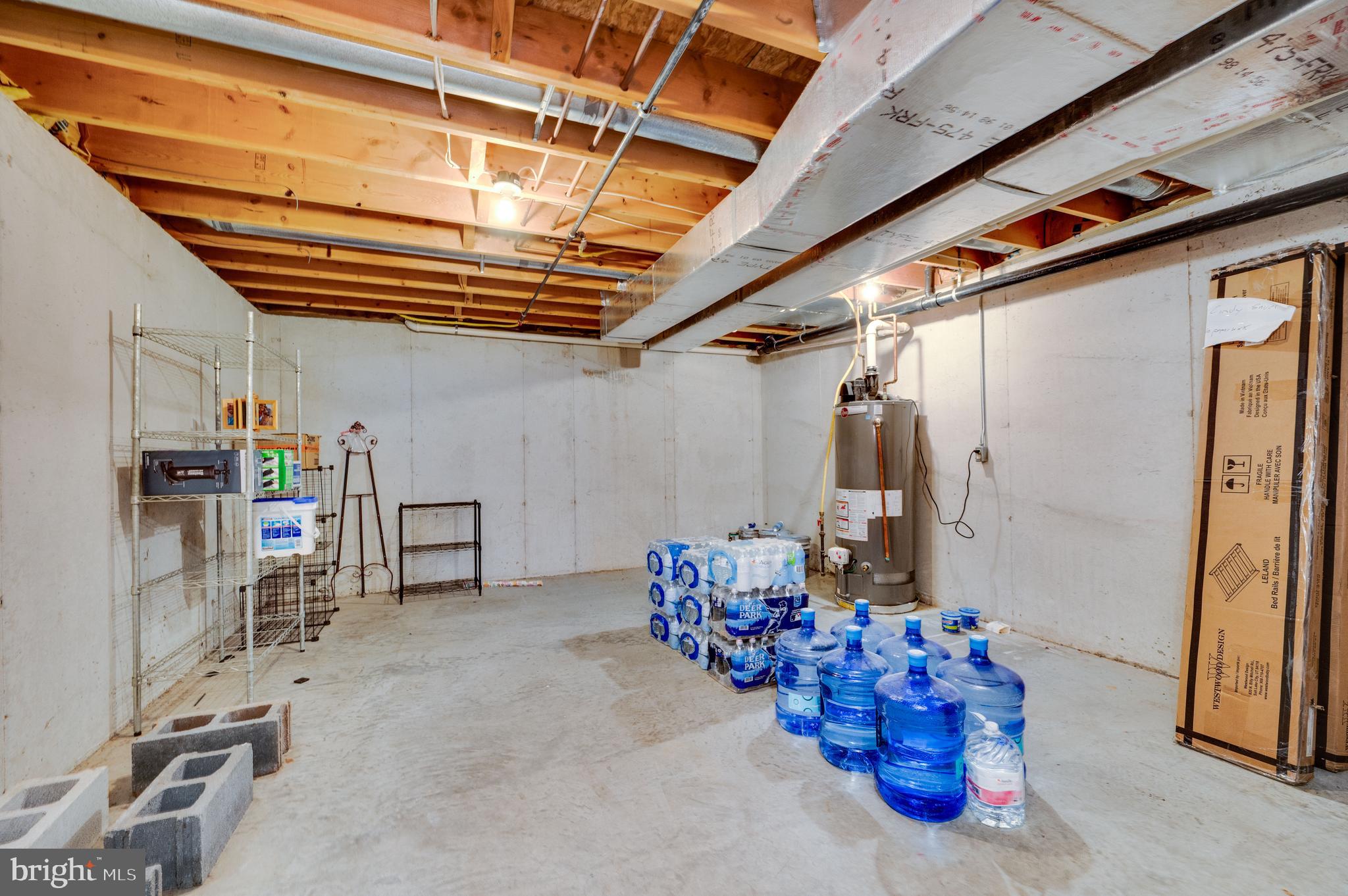 NORTHRIDGE - Residential