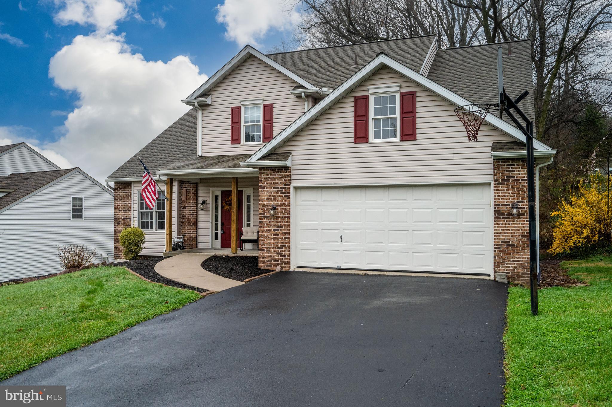 NORTHRIDGE - Residential