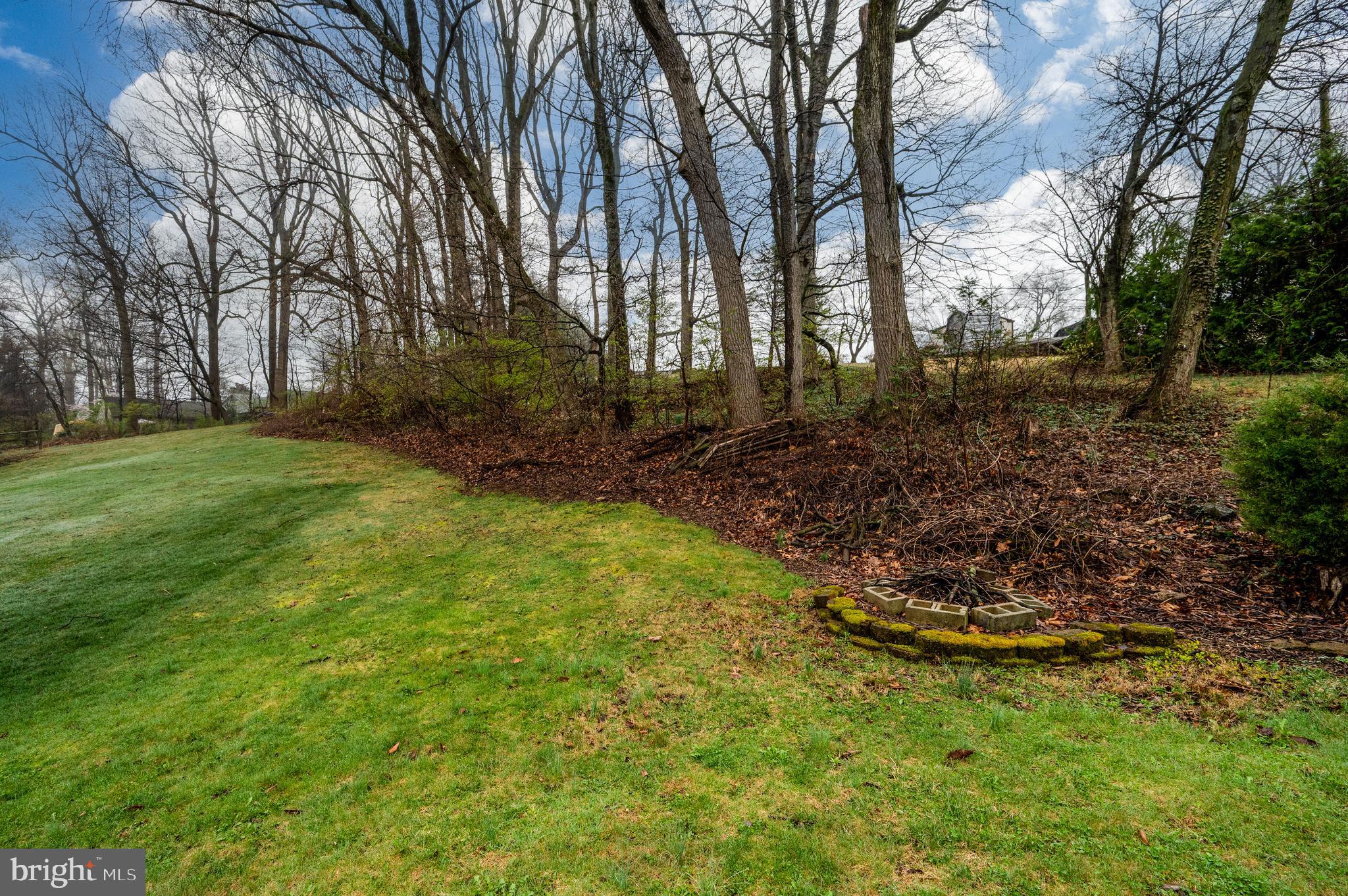 NORTHRIDGE - Residential