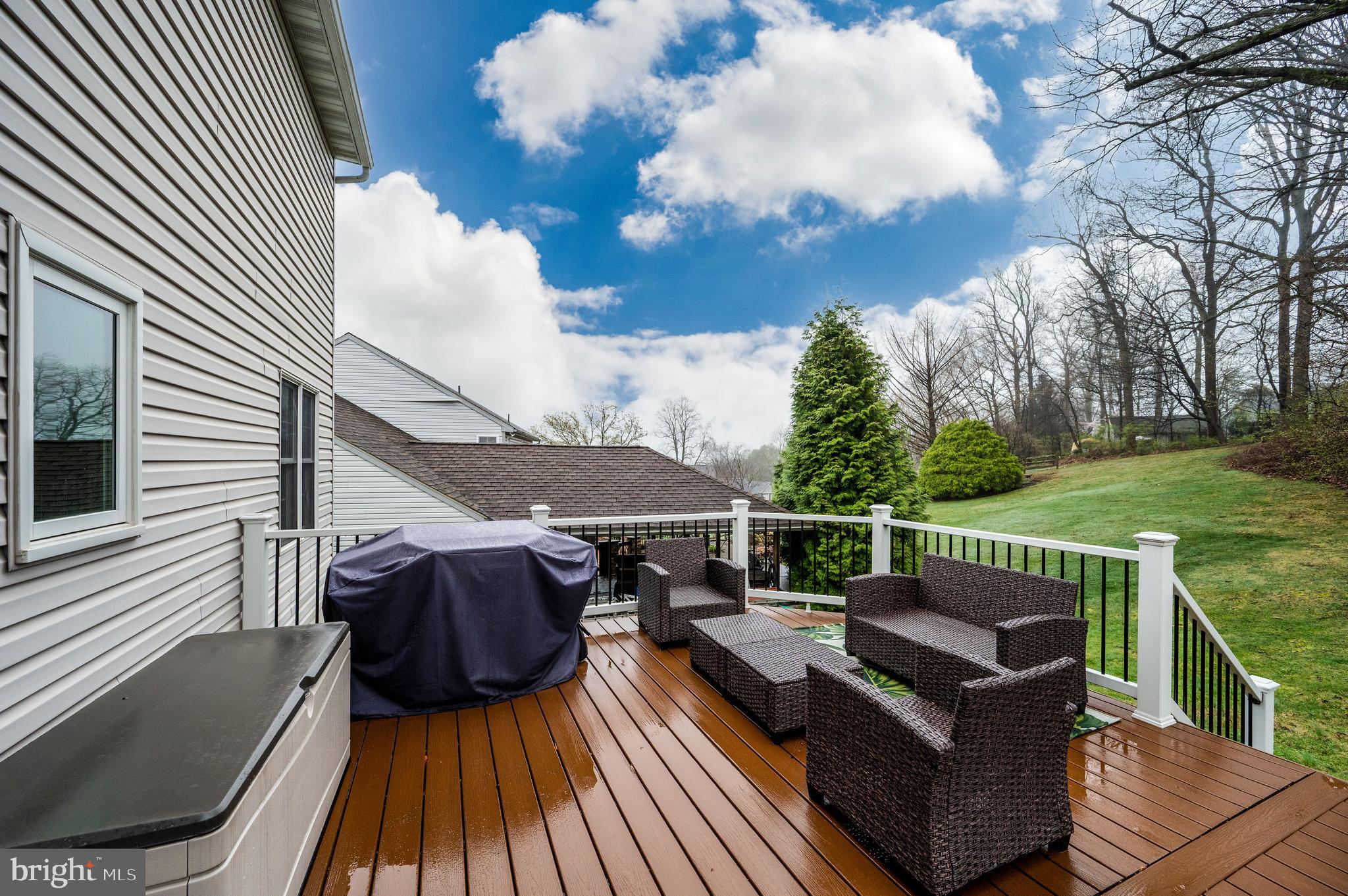 NORTHRIDGE - Residential