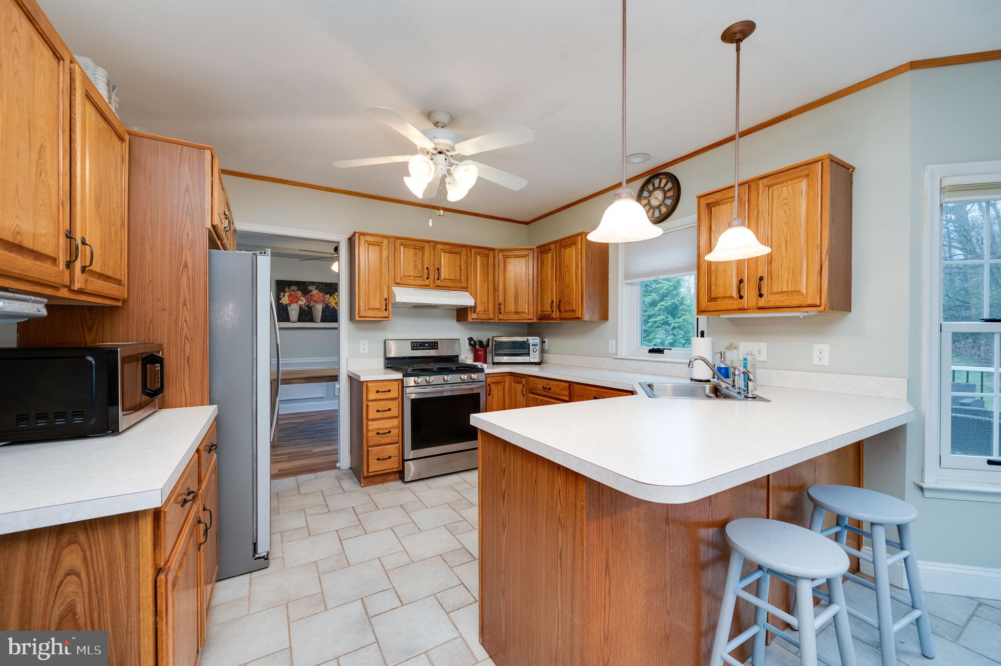 NORTHRIDGE - Residential