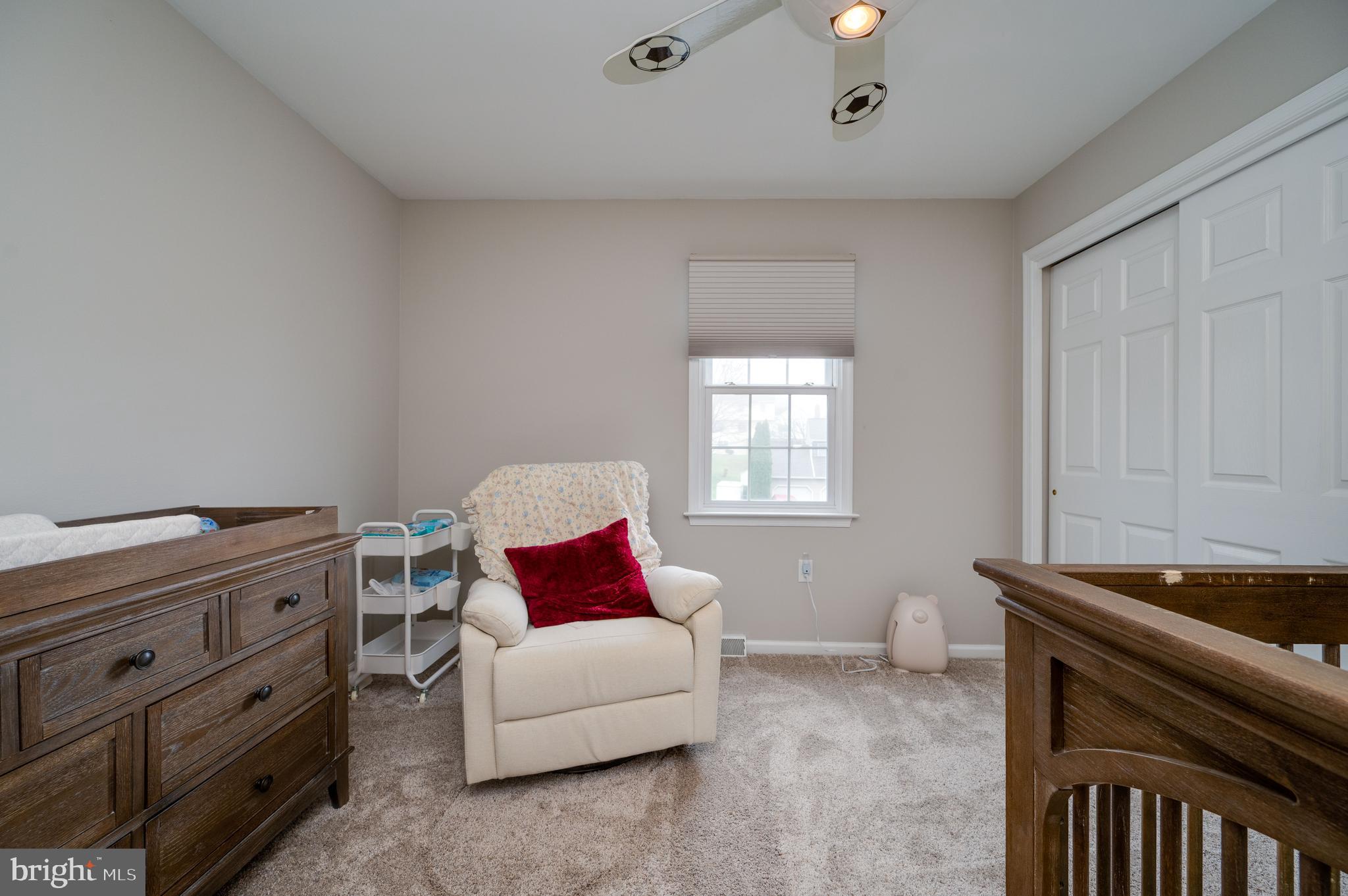 NORTHRIDGE - Residential