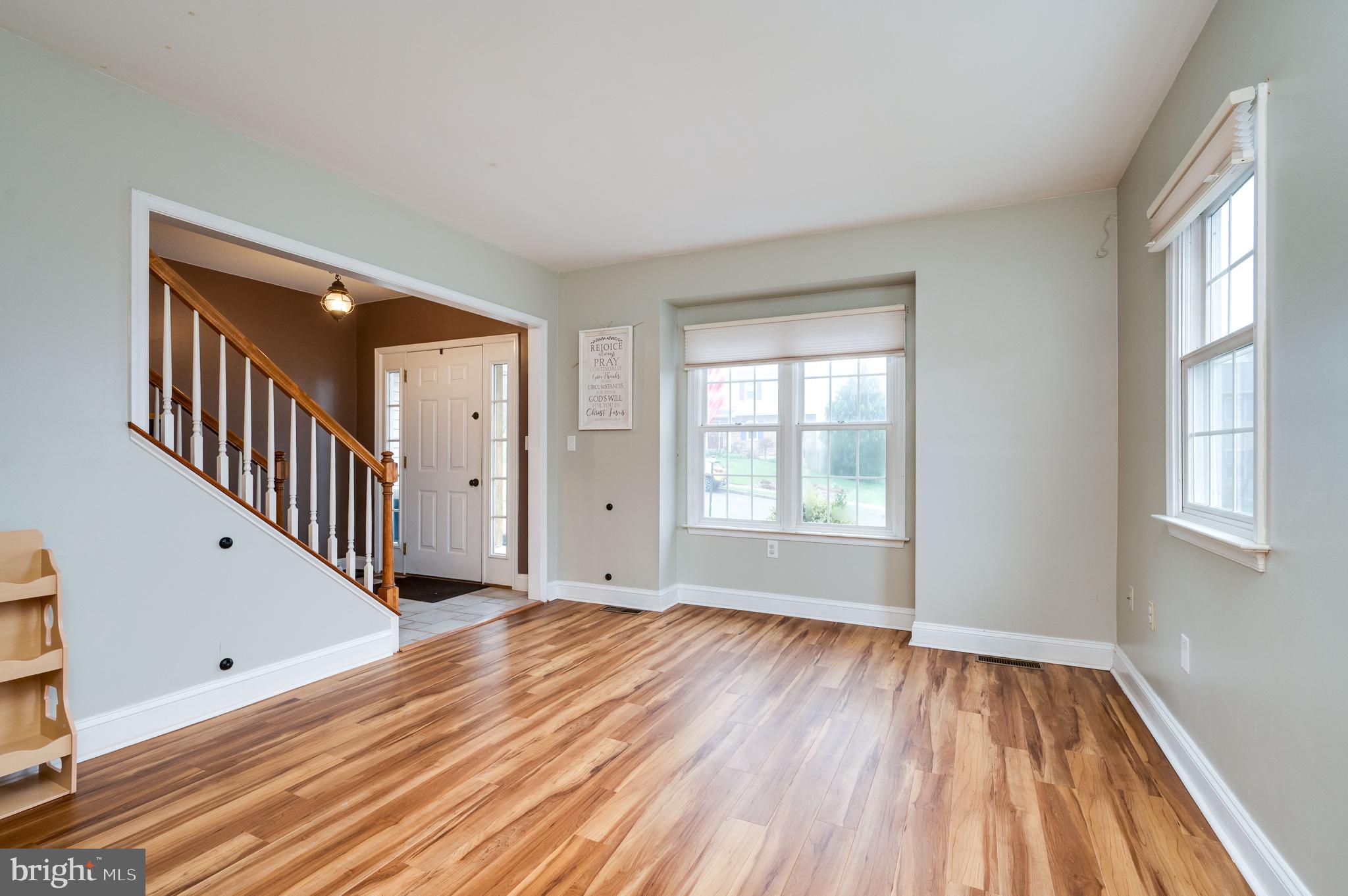 NORTHRIDGE - Residential