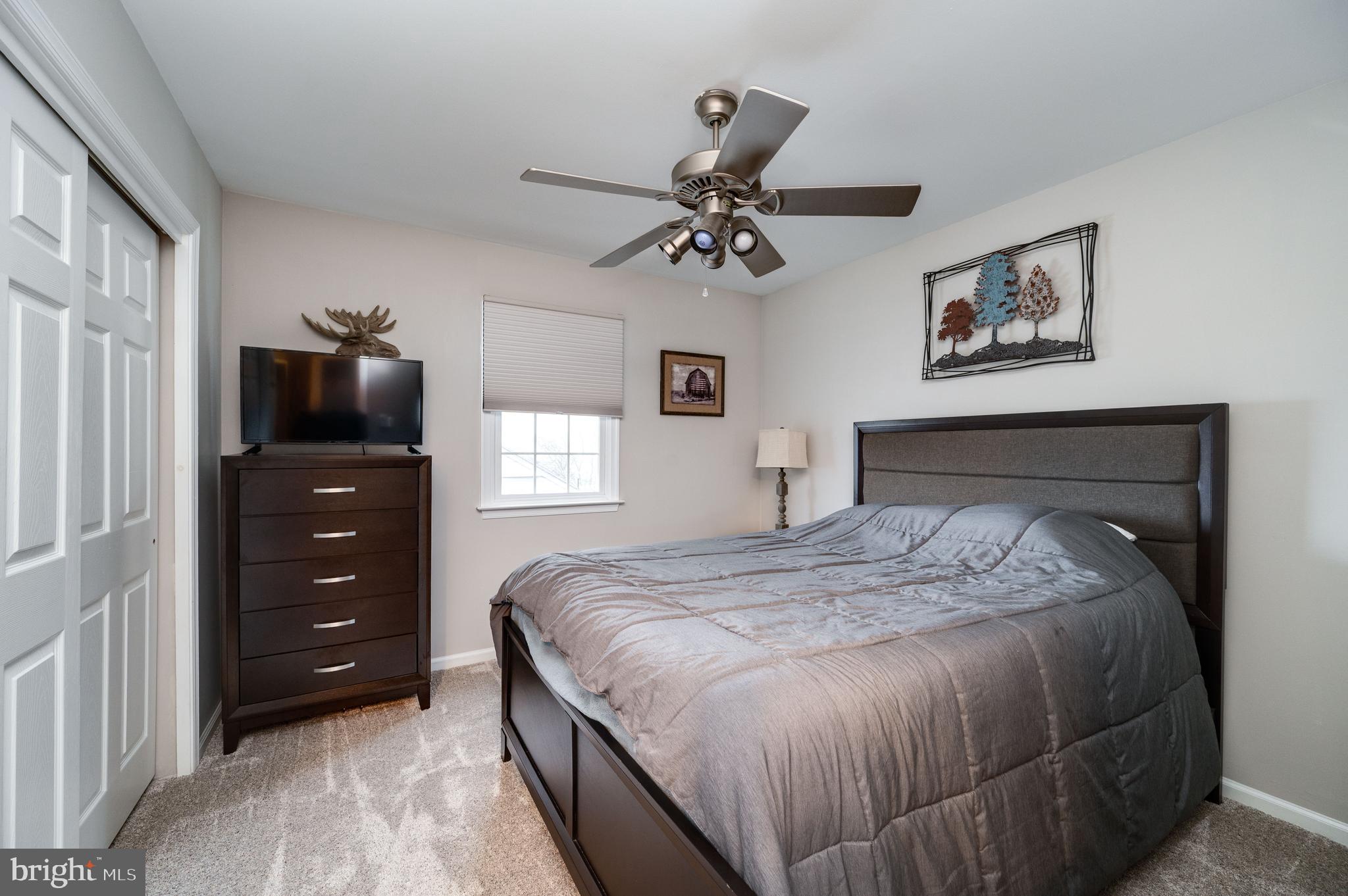 NORTHRIDGE - Residential