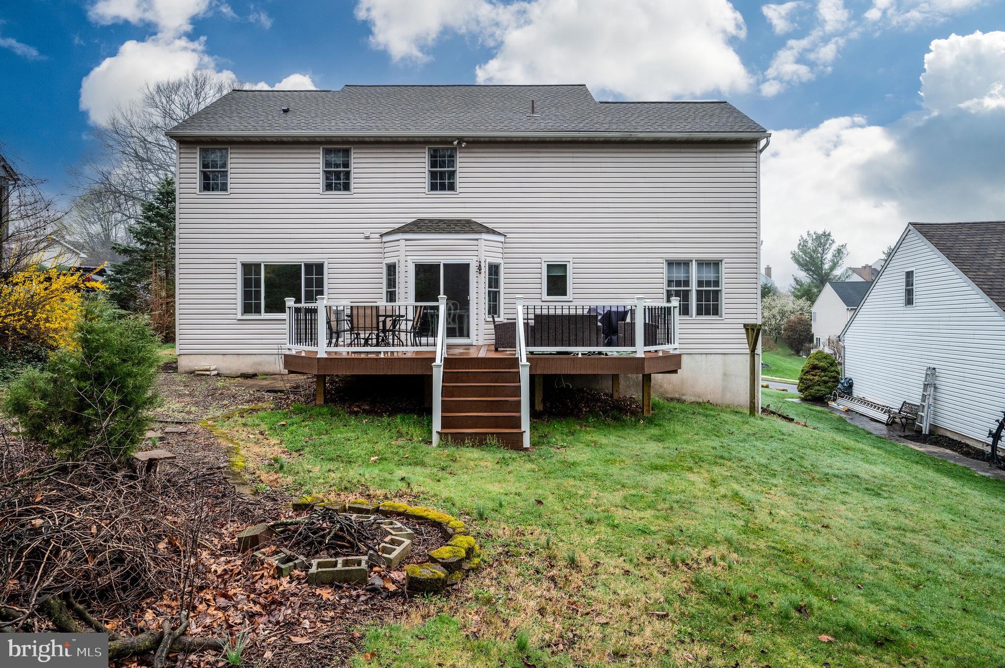 NORTHRIDGE - Residential