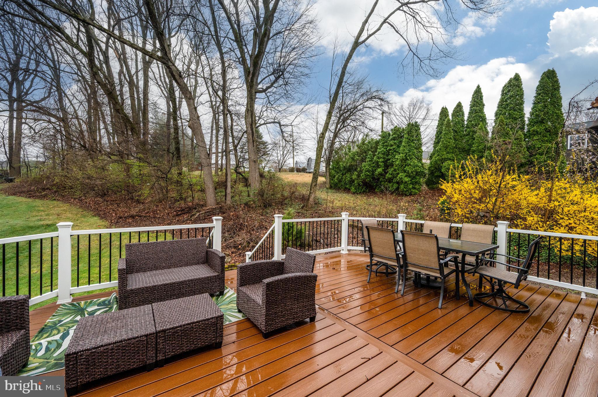 NORTHRIDGE - Residential