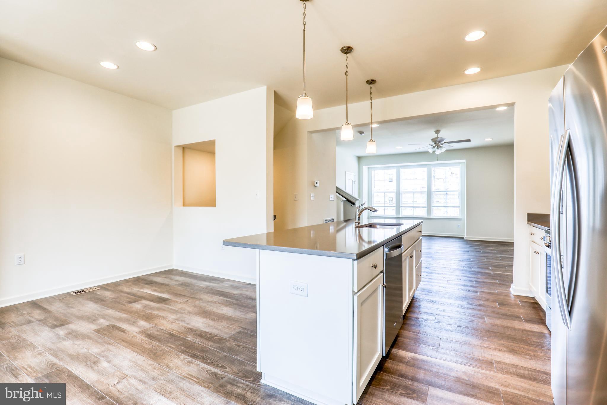 FREEDOM MANOR - Residential Lease