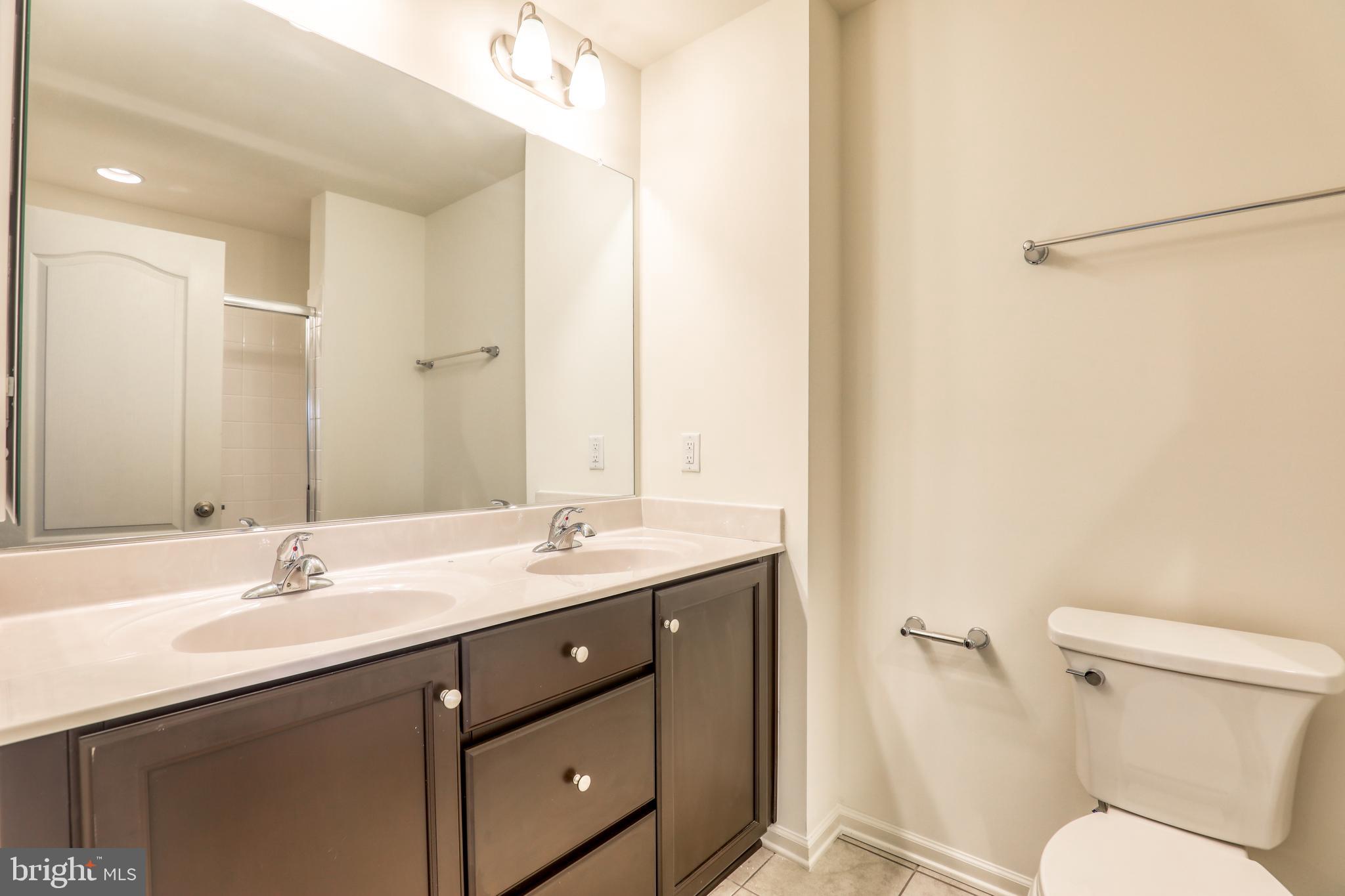 FREEDOM MANOR - Residential Lease