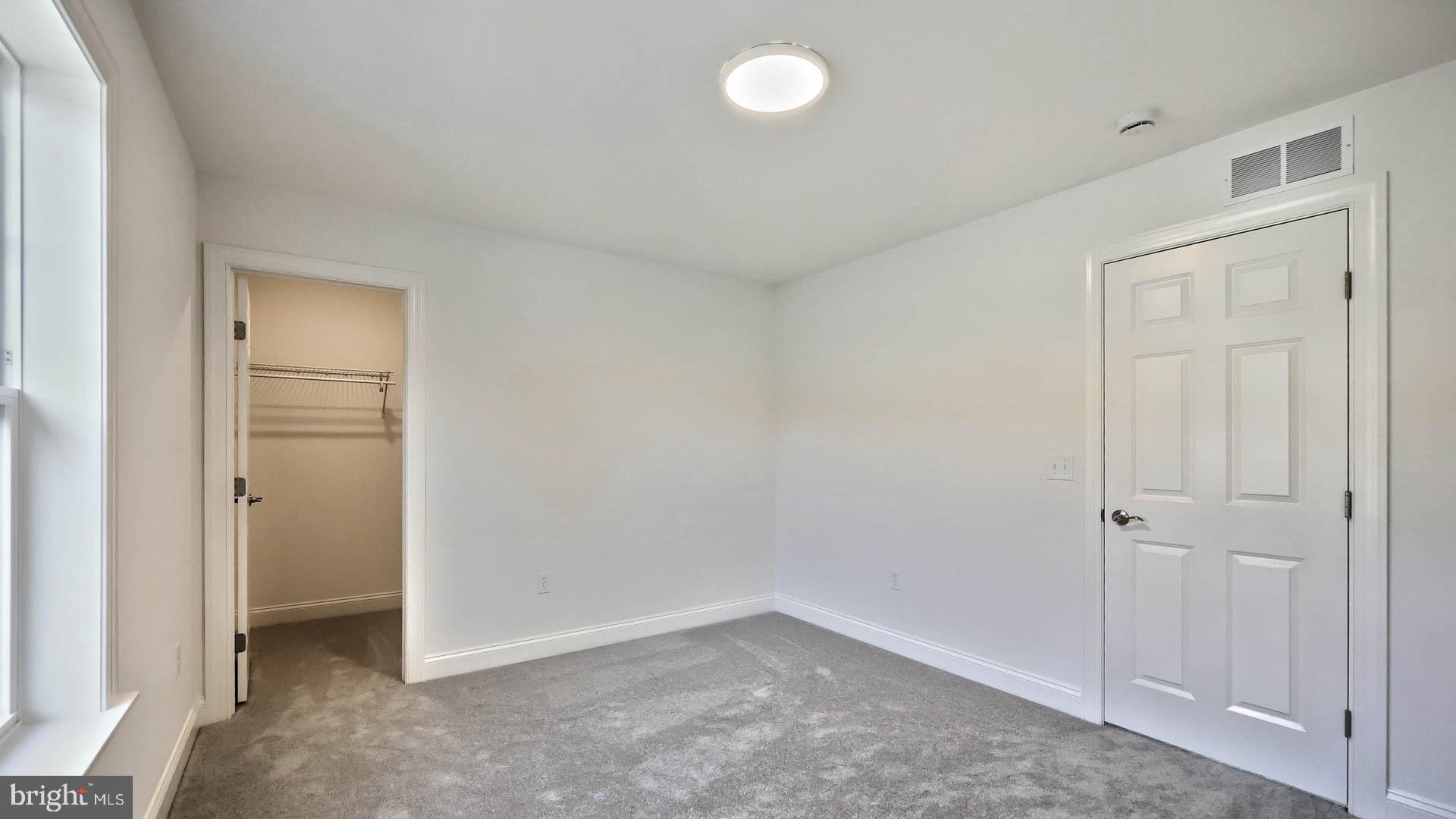 PARKWAY FARMS - Residential