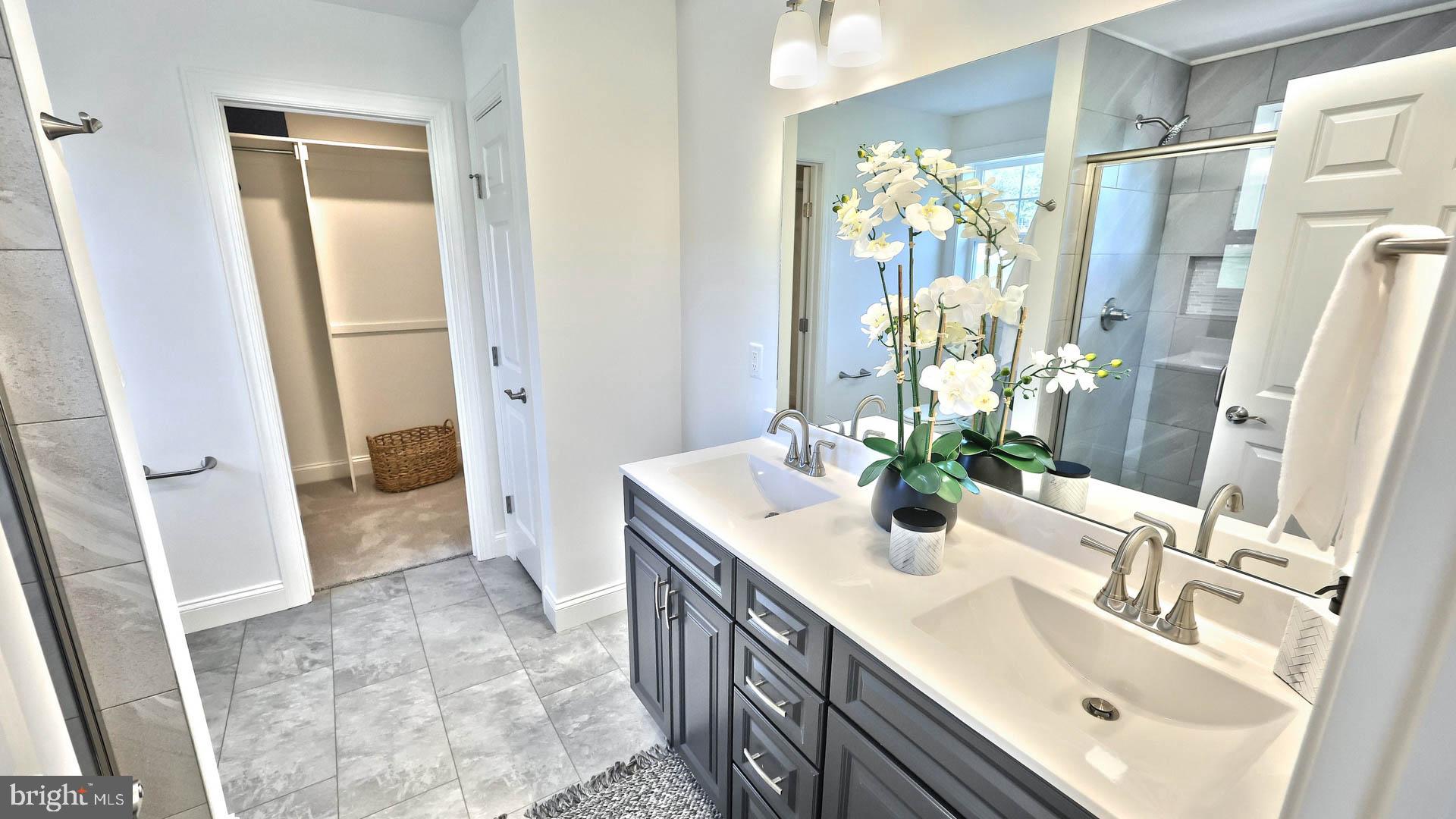 PARKWAY FARMS - Residential