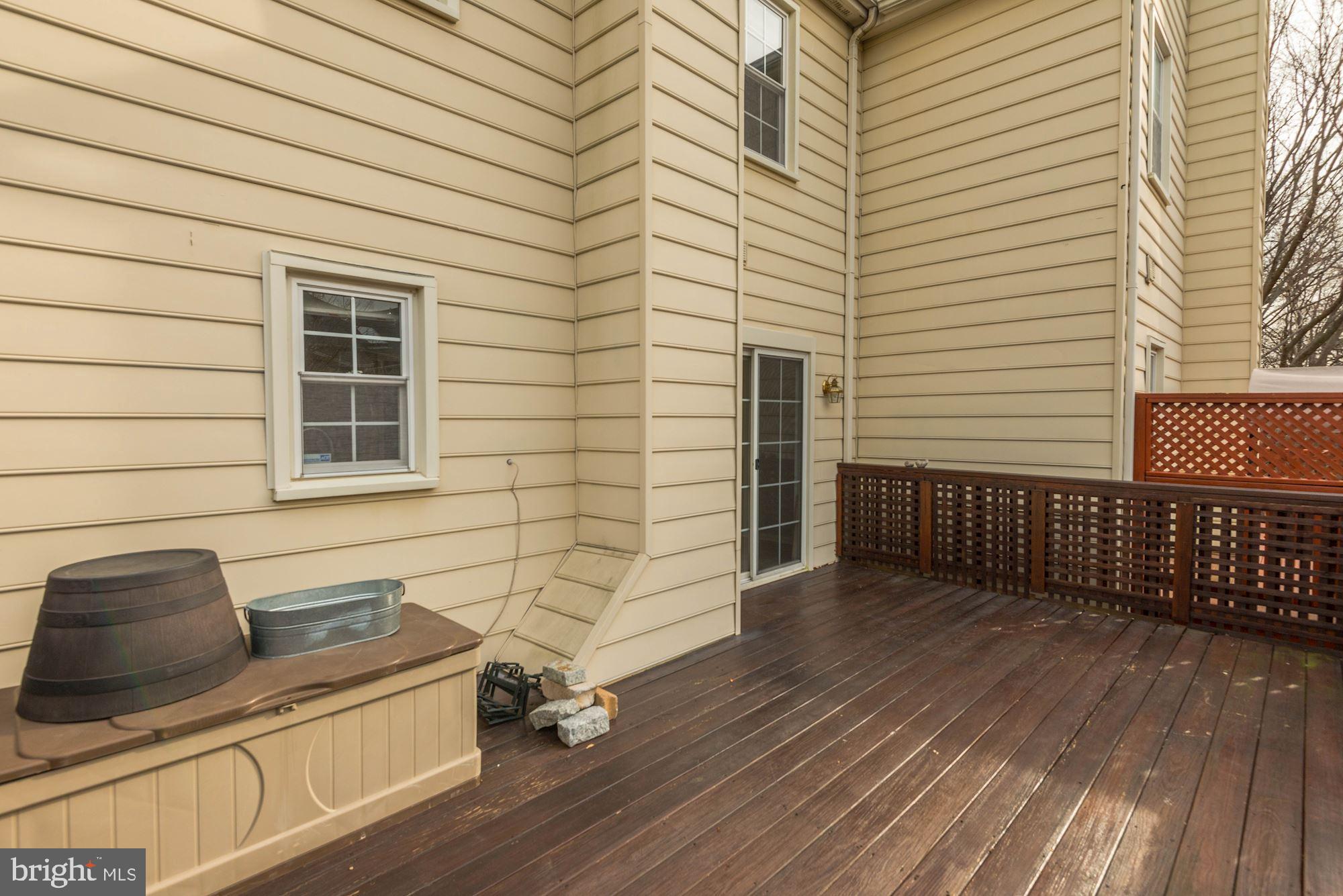 HAHN PROPERTY - Residential Lease