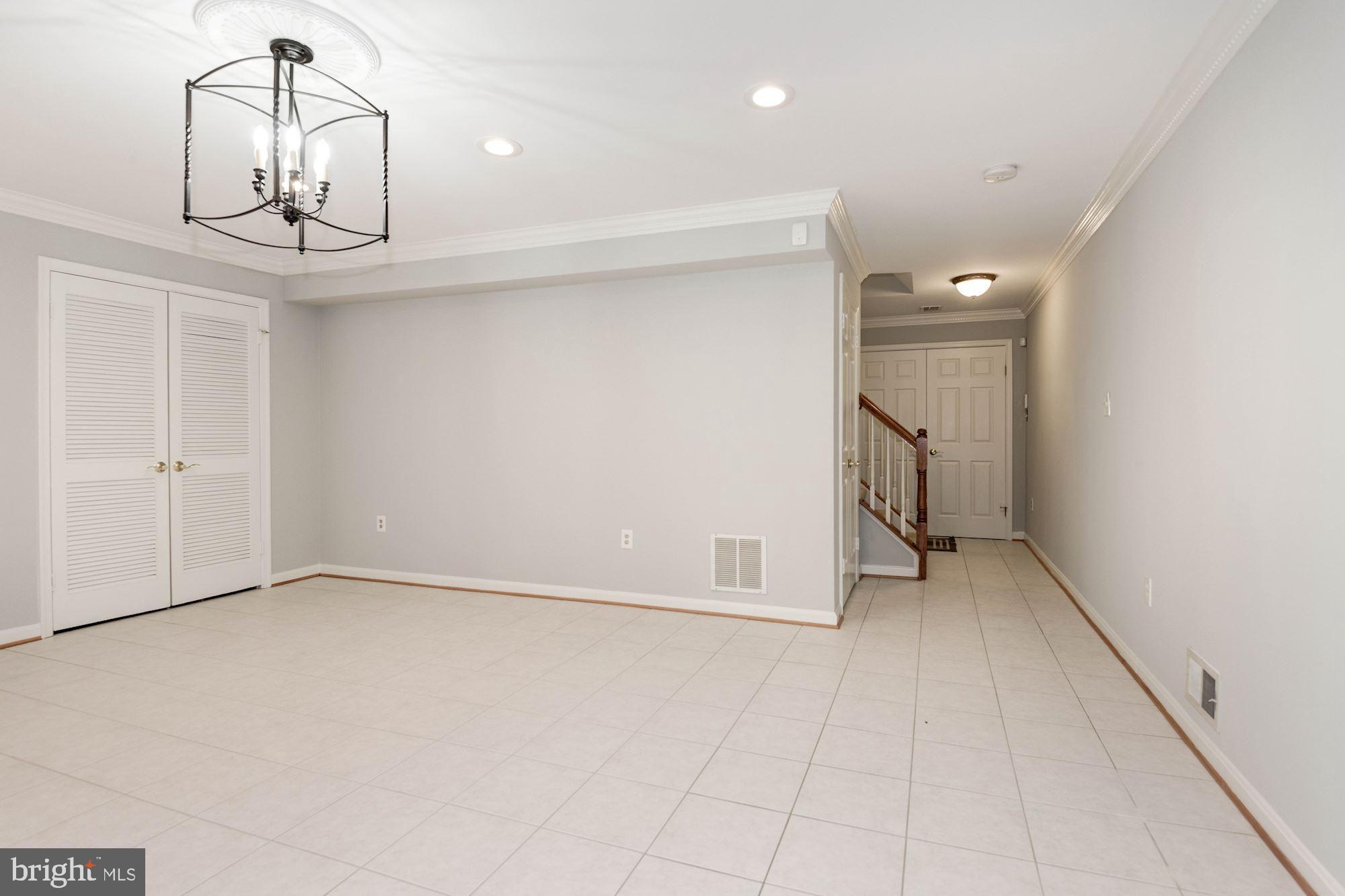 HAHN PROPERTY - Residential Lease