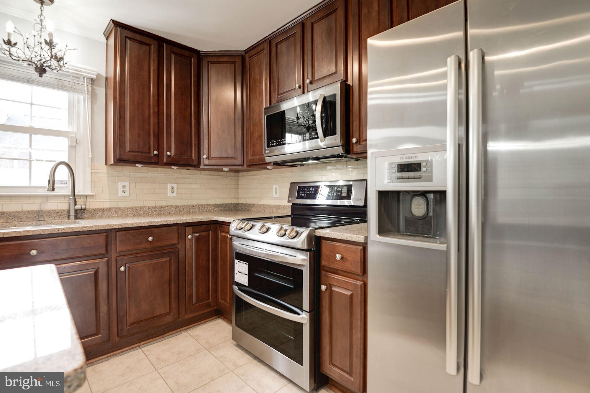 HAHN PROPERTY - Residential Lease