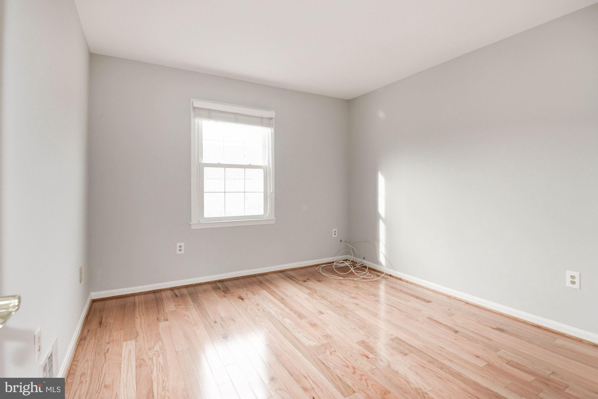 HAHN PROPERTY - Residential Lease