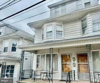 Townhouse For Sale - 222 S Schuylkill Avenue<br/> SHENANDOAH, PA 17976