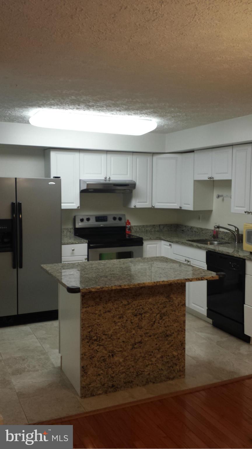 LITTLE ROCKY RUN - Residential Lease