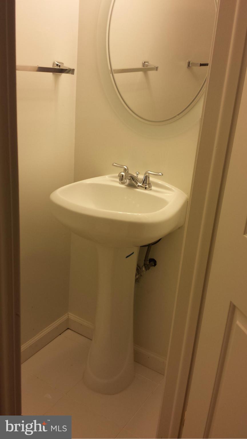 LITTLE ROCKY RUN - Residential Lease