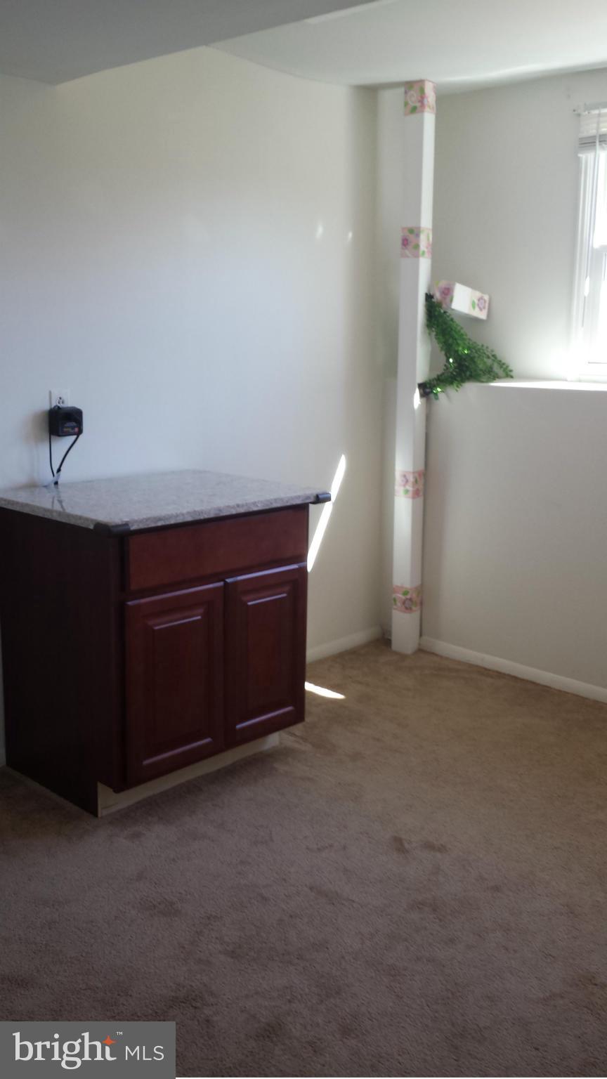 LITTLE ROCKY RUN - Residential Lease