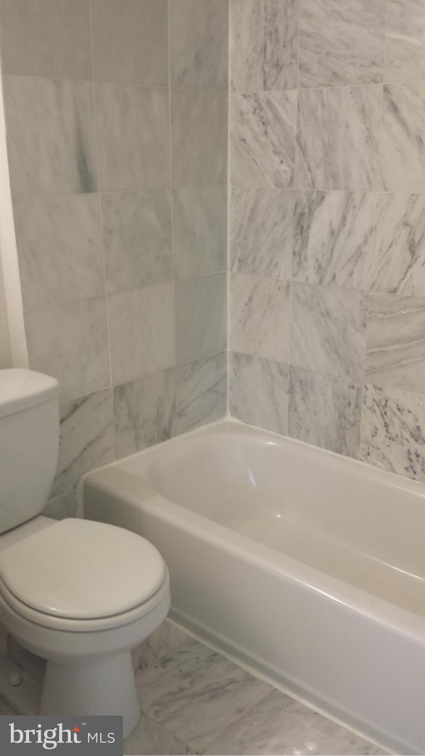 LITTLE ROCKY RUN - Residential Lease