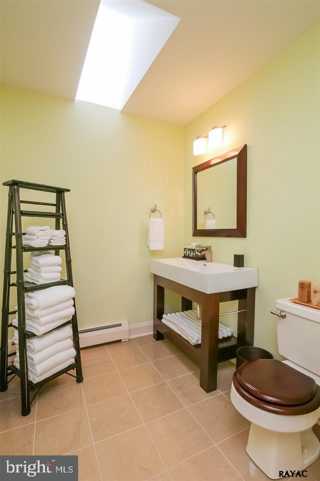 OUTDOOR COUNTRY CLUB - Residential