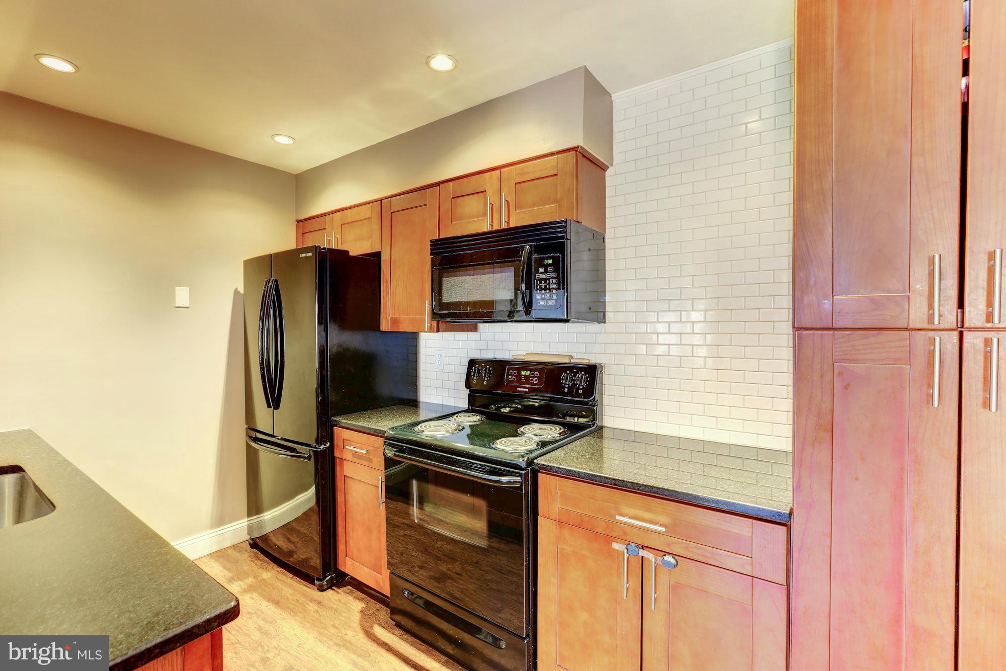 ROCKBURN COMMONS - Residential