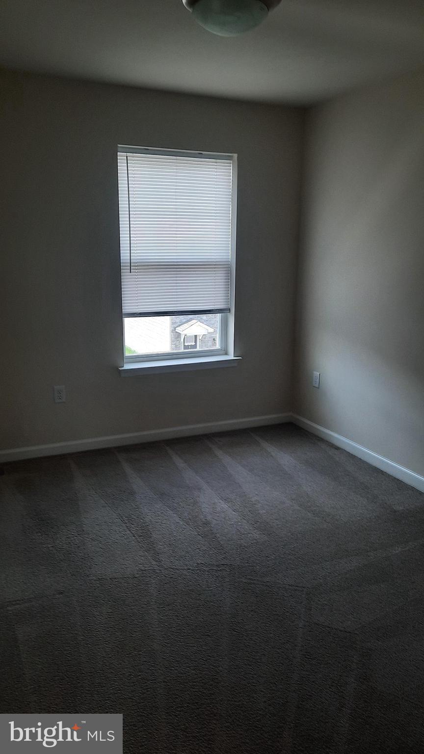 ADMIRALS QUAY - Residential Lease