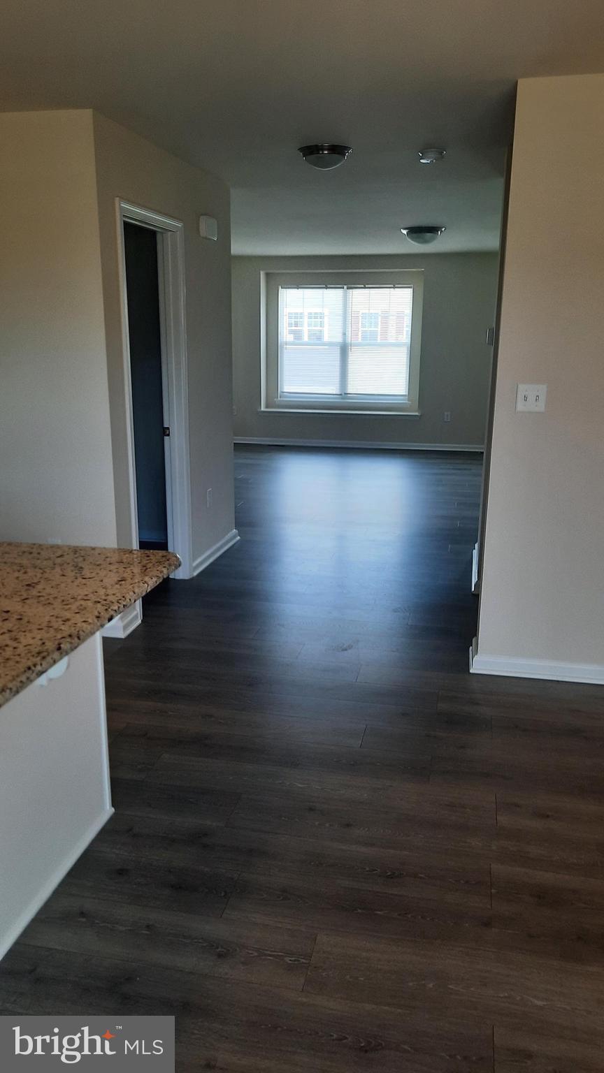 ADMIRALS QUAY - Residential Lease