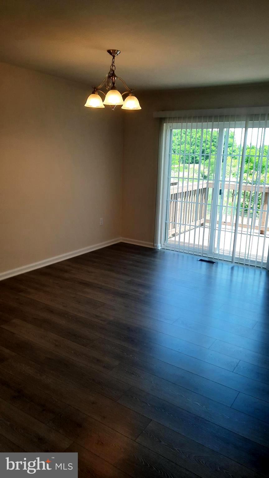 ADMIRALS QUAY - Residential Lease