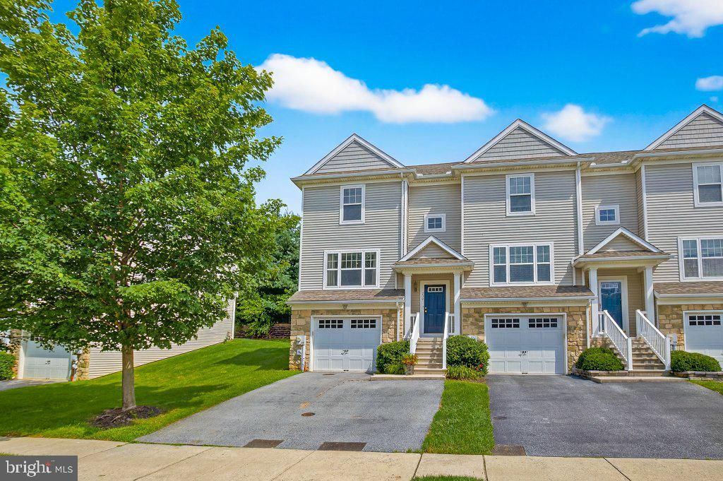 Photo of 230 Millstone Drive, MOUNTVILLE, PA 17554 (MLS # PALA2073274)