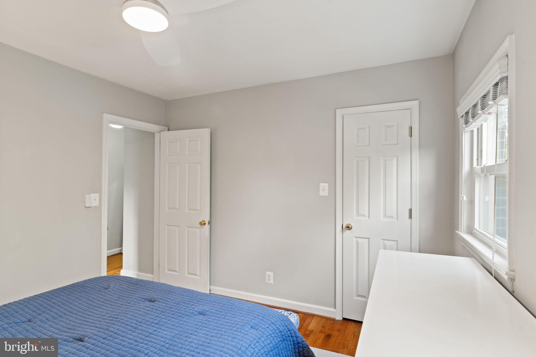 ROSEMONT PARK - Residential