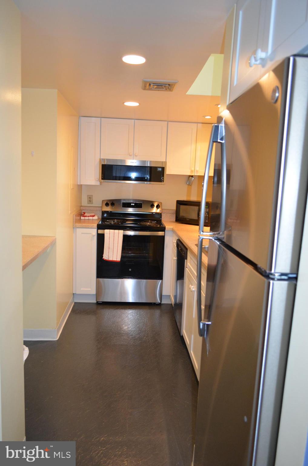 SCHOOLHOUSE CONDOS - Residential