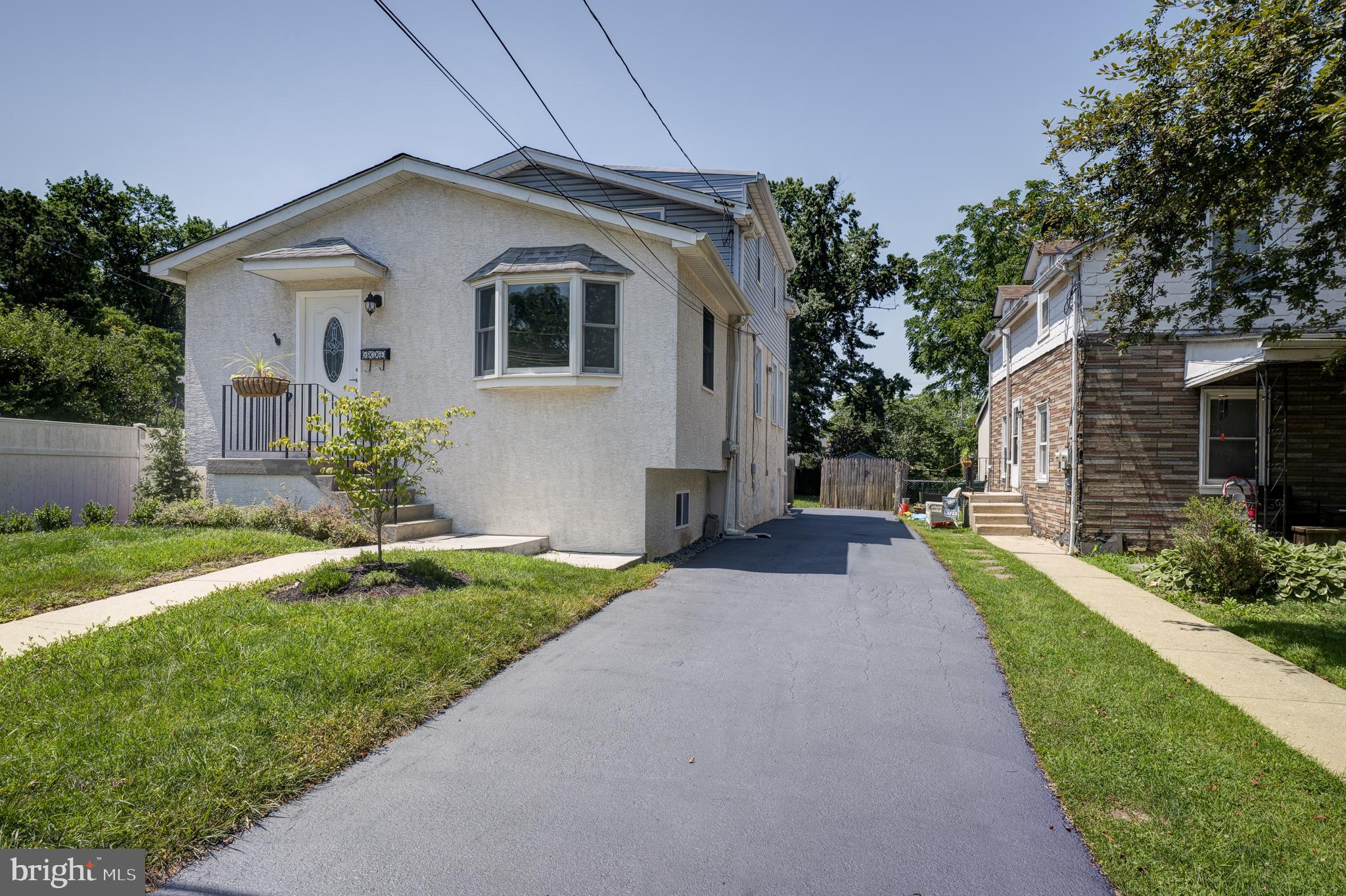 411 ROBERTS AVENUE