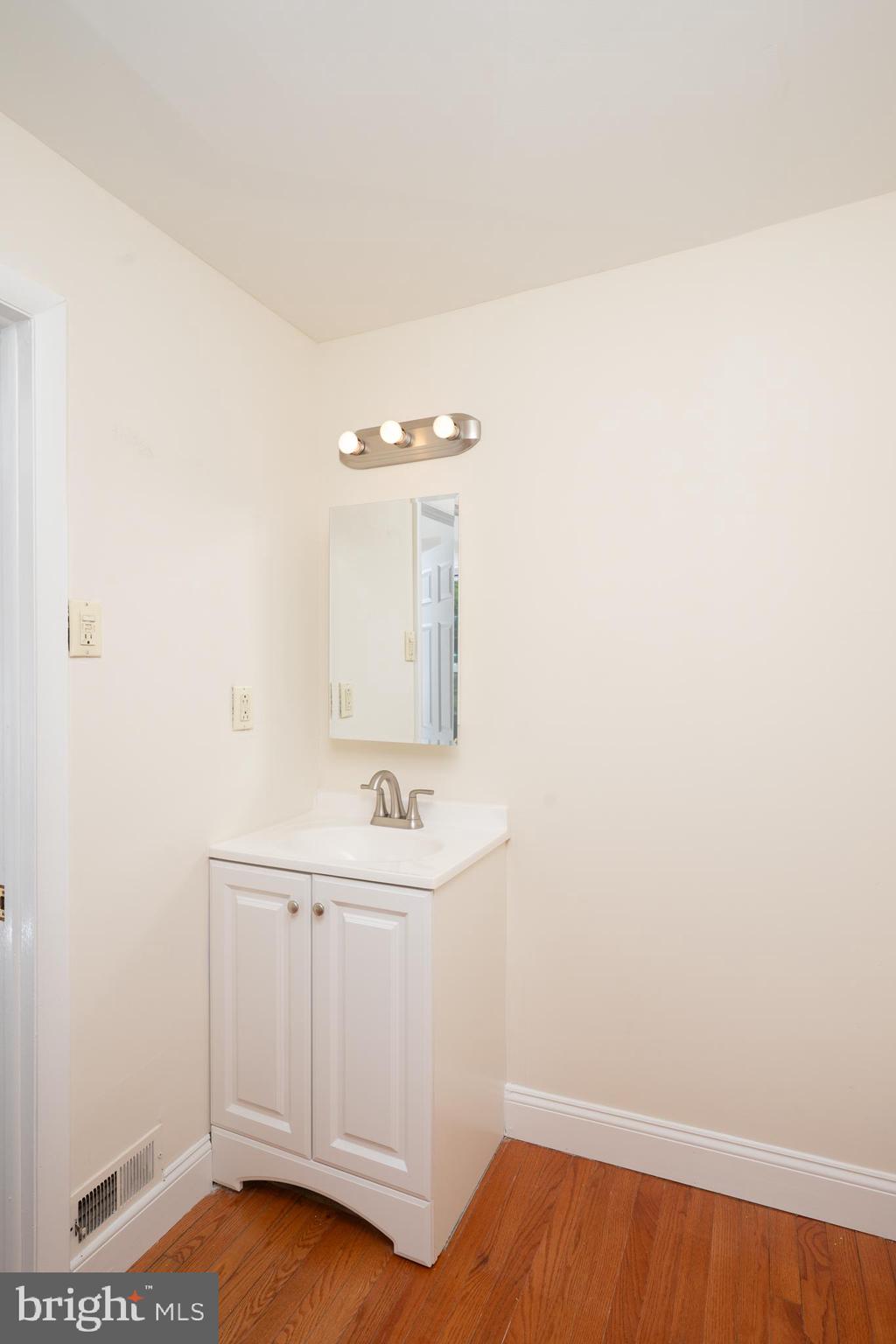 CEDAR HGTS - Residential