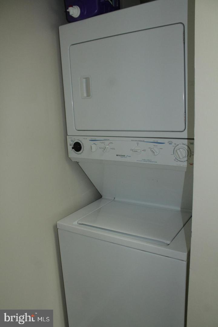 THE VISTAS - Residential