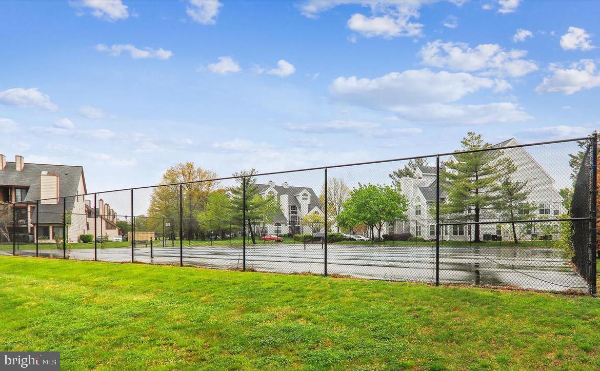 THE VISTAS - Residential