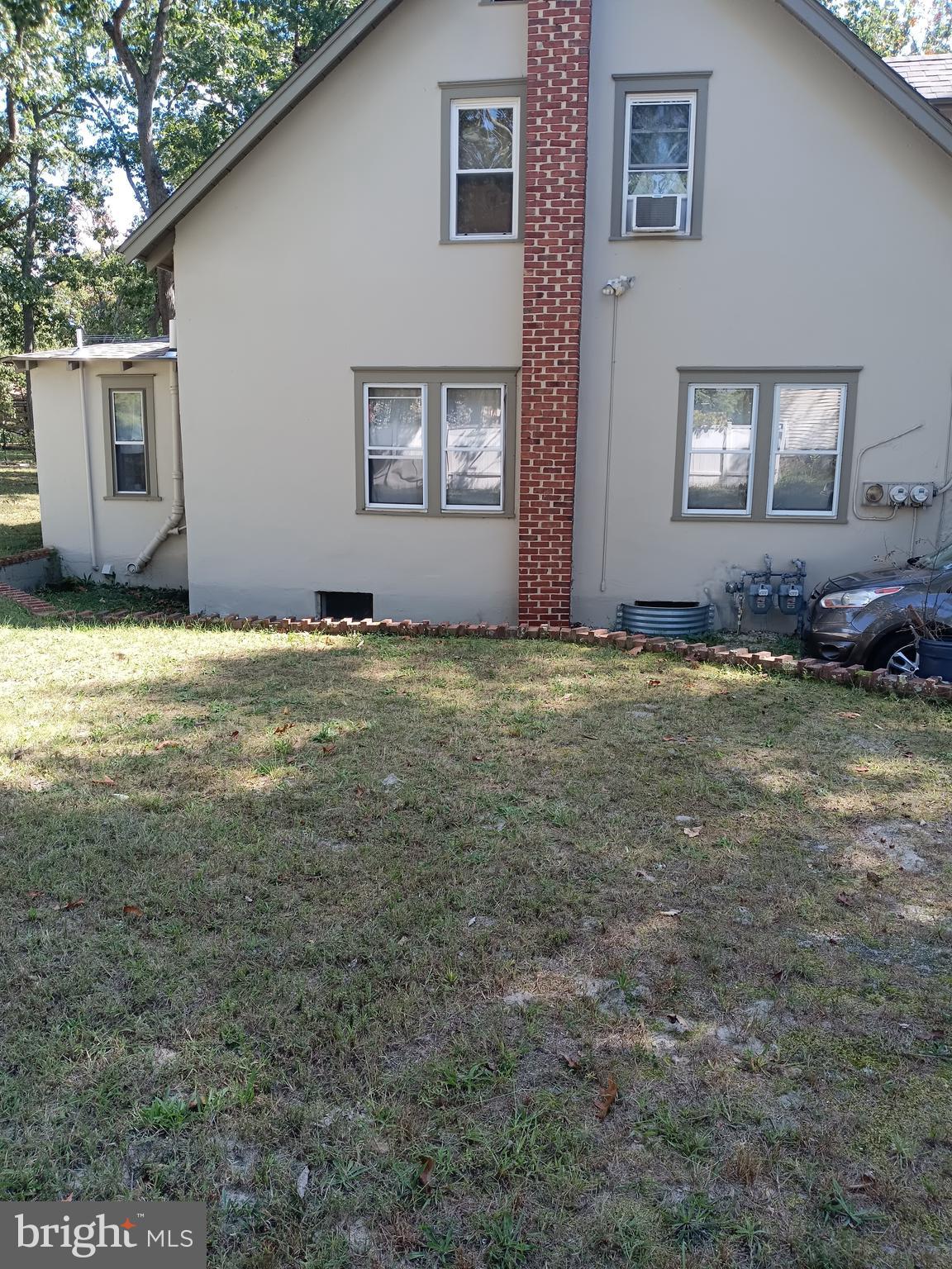 11 W CLOVERDALE AVENUE UNIT A