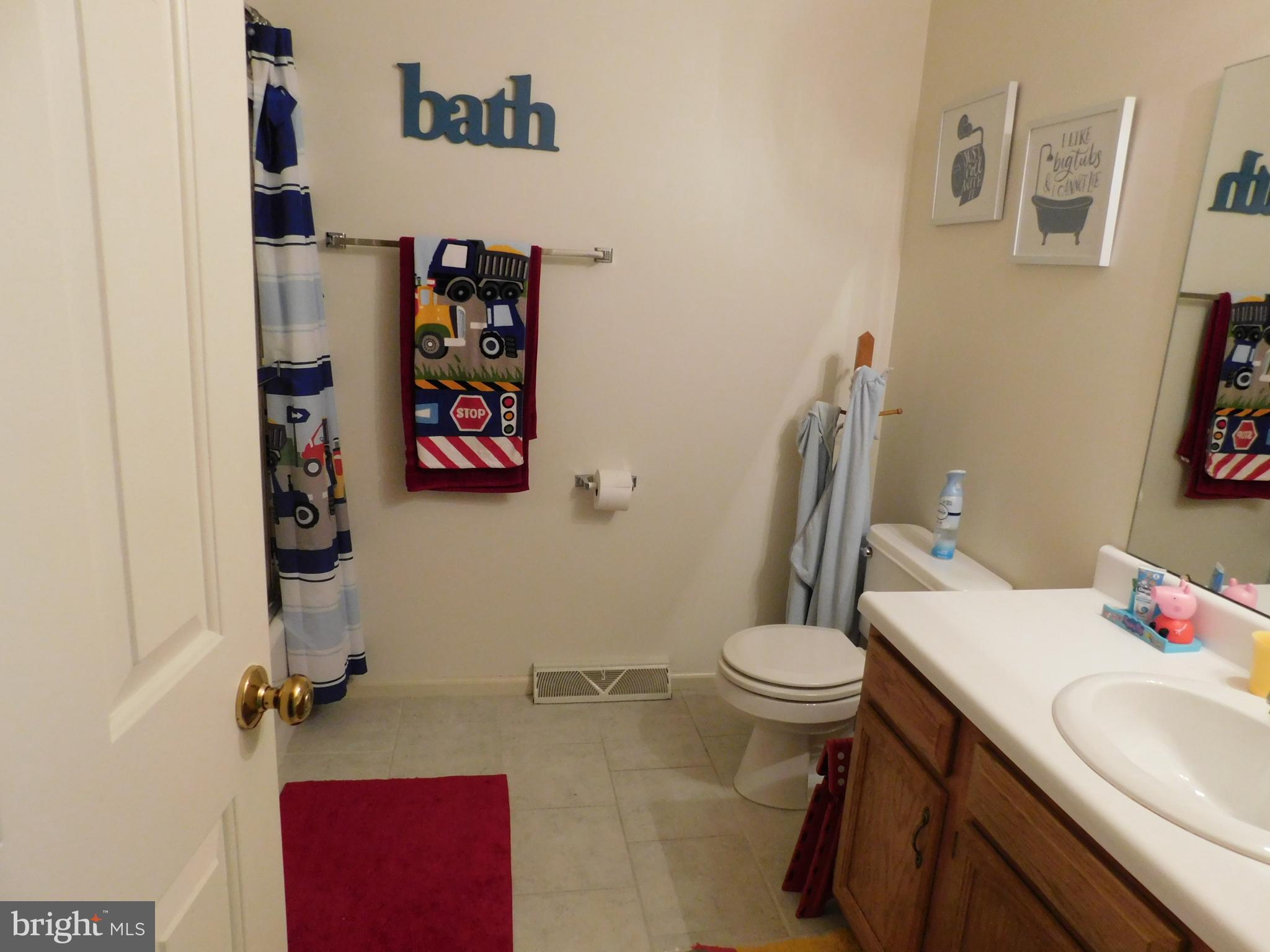 SPRINGETTS VILLAGE CONDOS - Residential